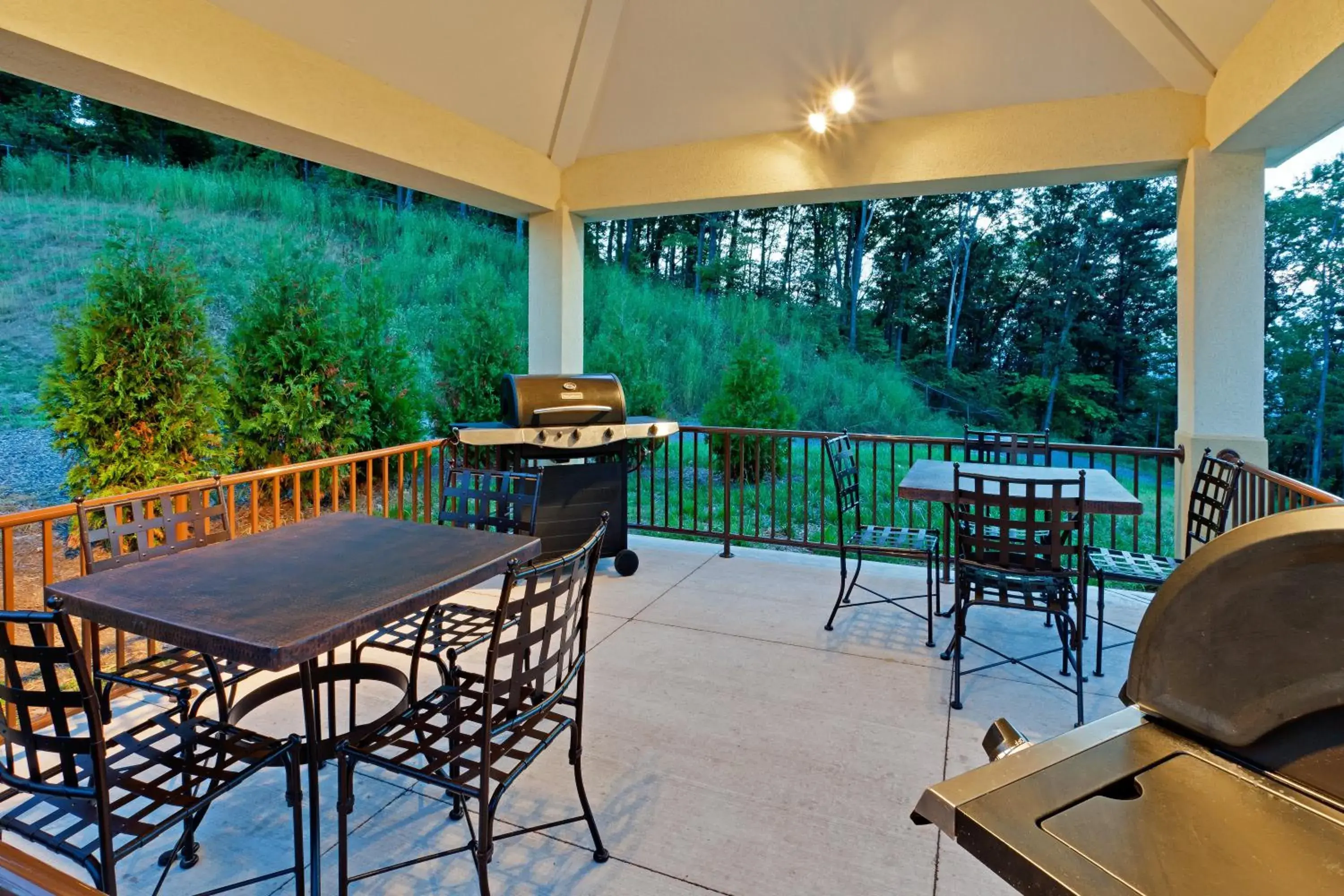 Property building in Candlewood Suites Hazleton by IHG Property building in Candlewood Suites Hazleton by IHG