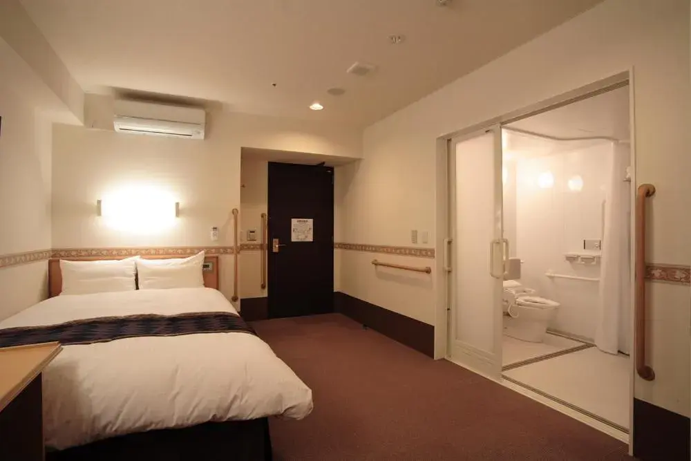 Photo of the whole room, Bed in Life Inn Katsuta Station West Photo of the whole room, Bed in Life Inn Katsuta Station West