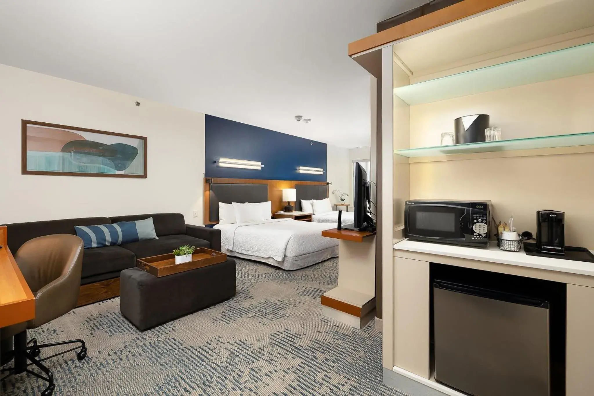 Queen Studio with Sofa Bed, Trundle bed and Adapted Tub - Mobility and Hearing Accessible in SpringHill Suites by Marriott McAllen Convention Center Queen Studio with Sofa Bed, Trundle bed and Adapted Tub - Mobility and Hearing Accessible in SpringHill Suites by Marriott McAllen Convention Center