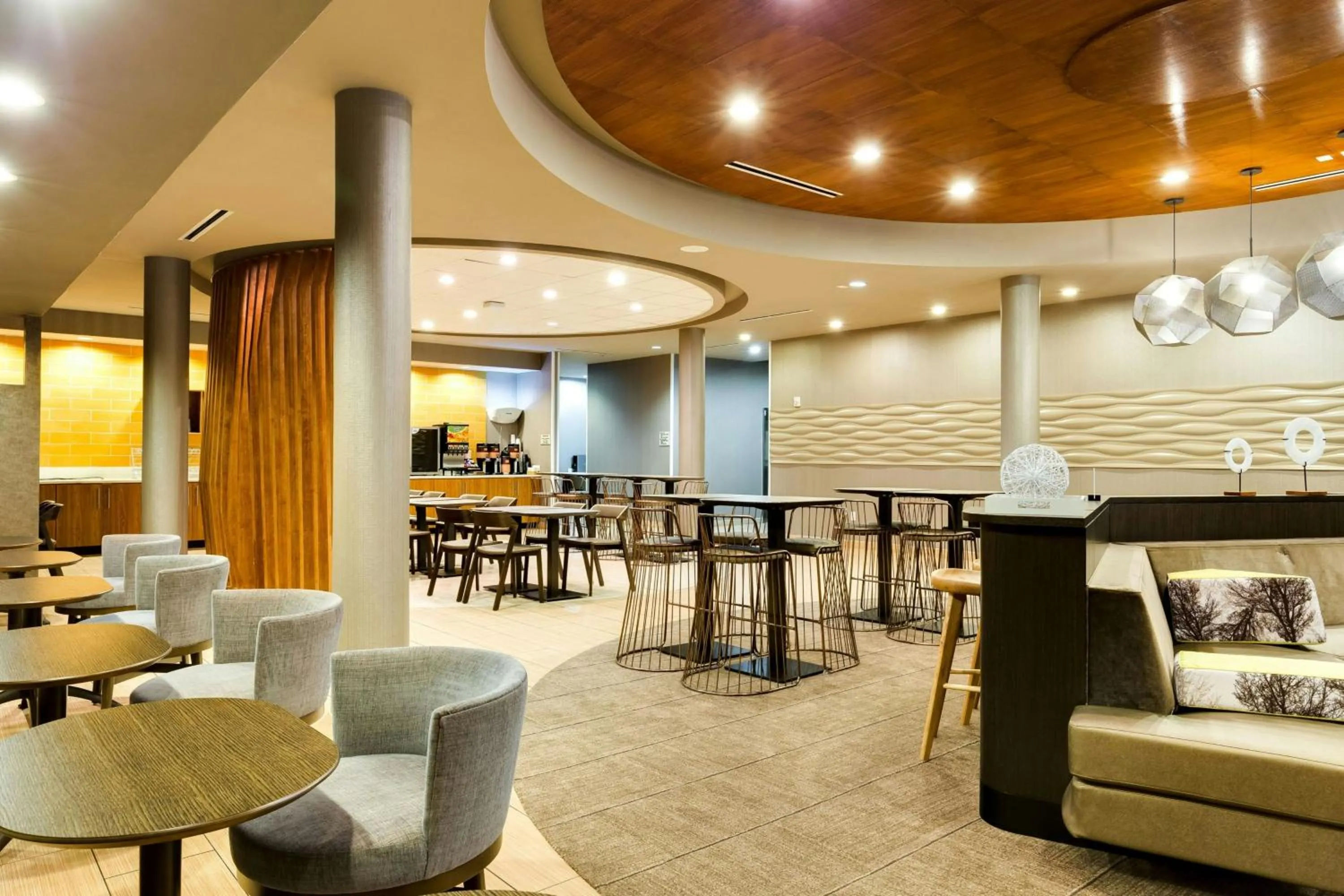 Lobby or reception in SpringHill Suites by Marriott McAllen Convention Center