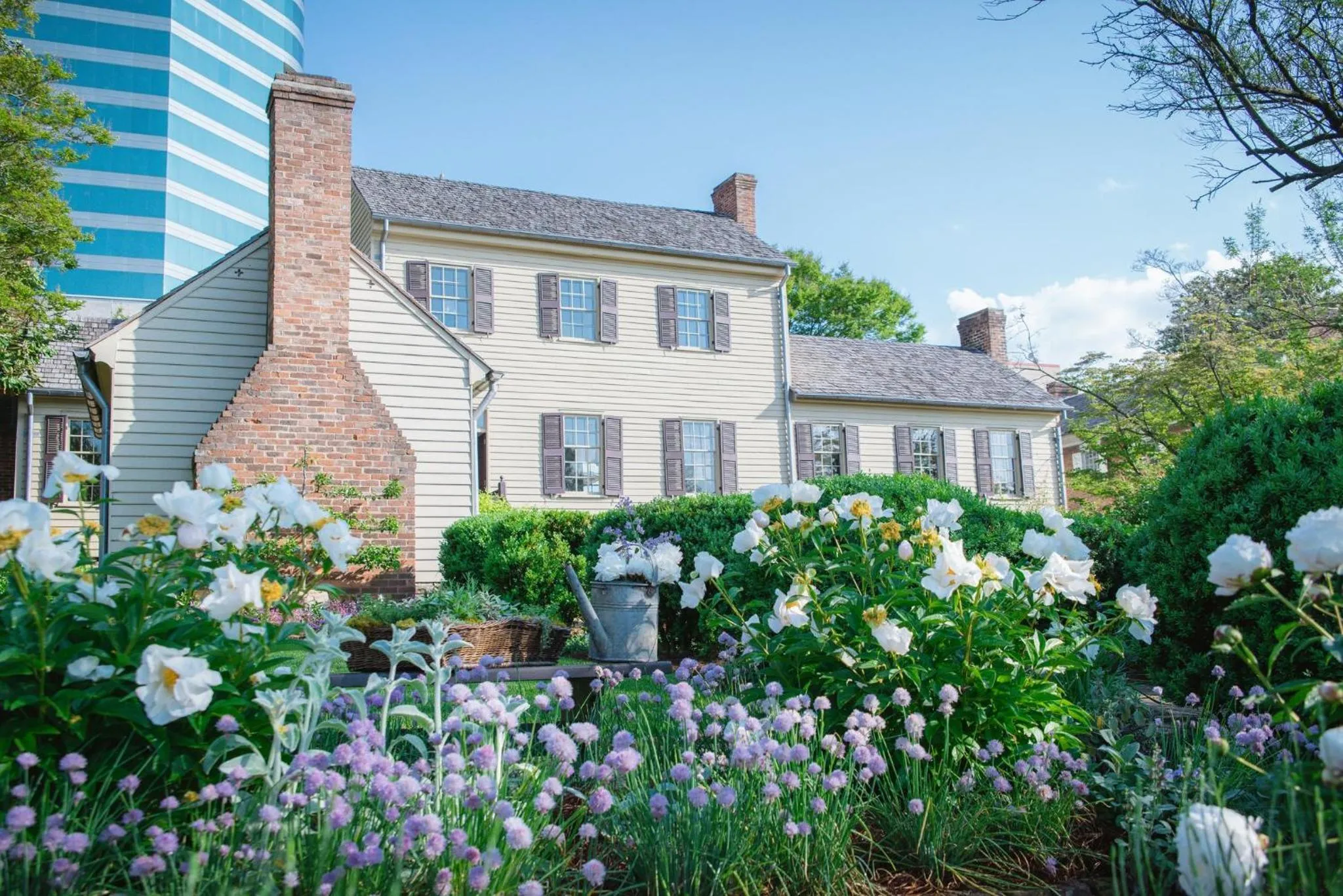 Nearby landmark in Crowne Plaza Knoxville Downtown University by IHG