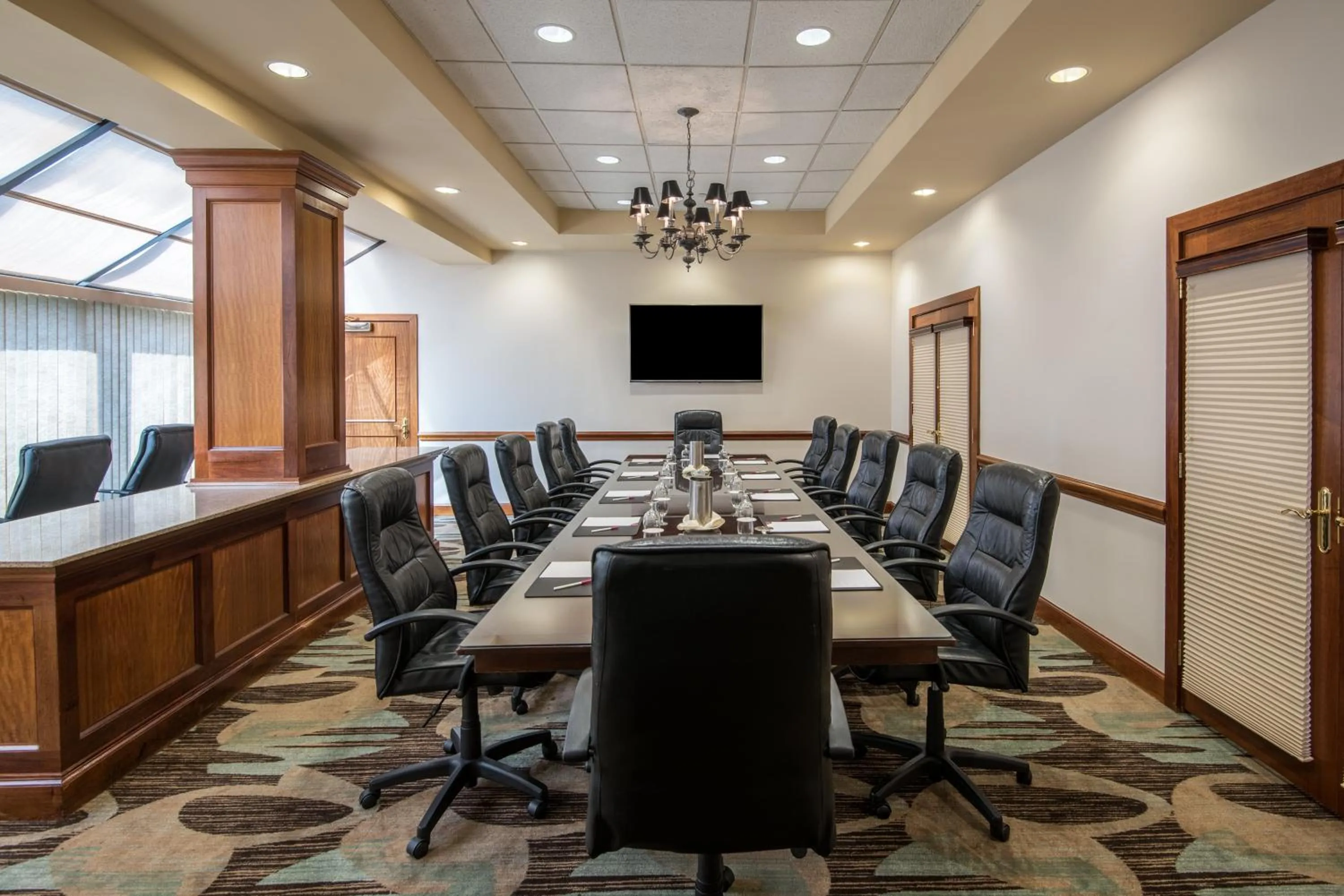 Meeting/conference room in Crowne Plaza Knoxville Downtown University by IHG