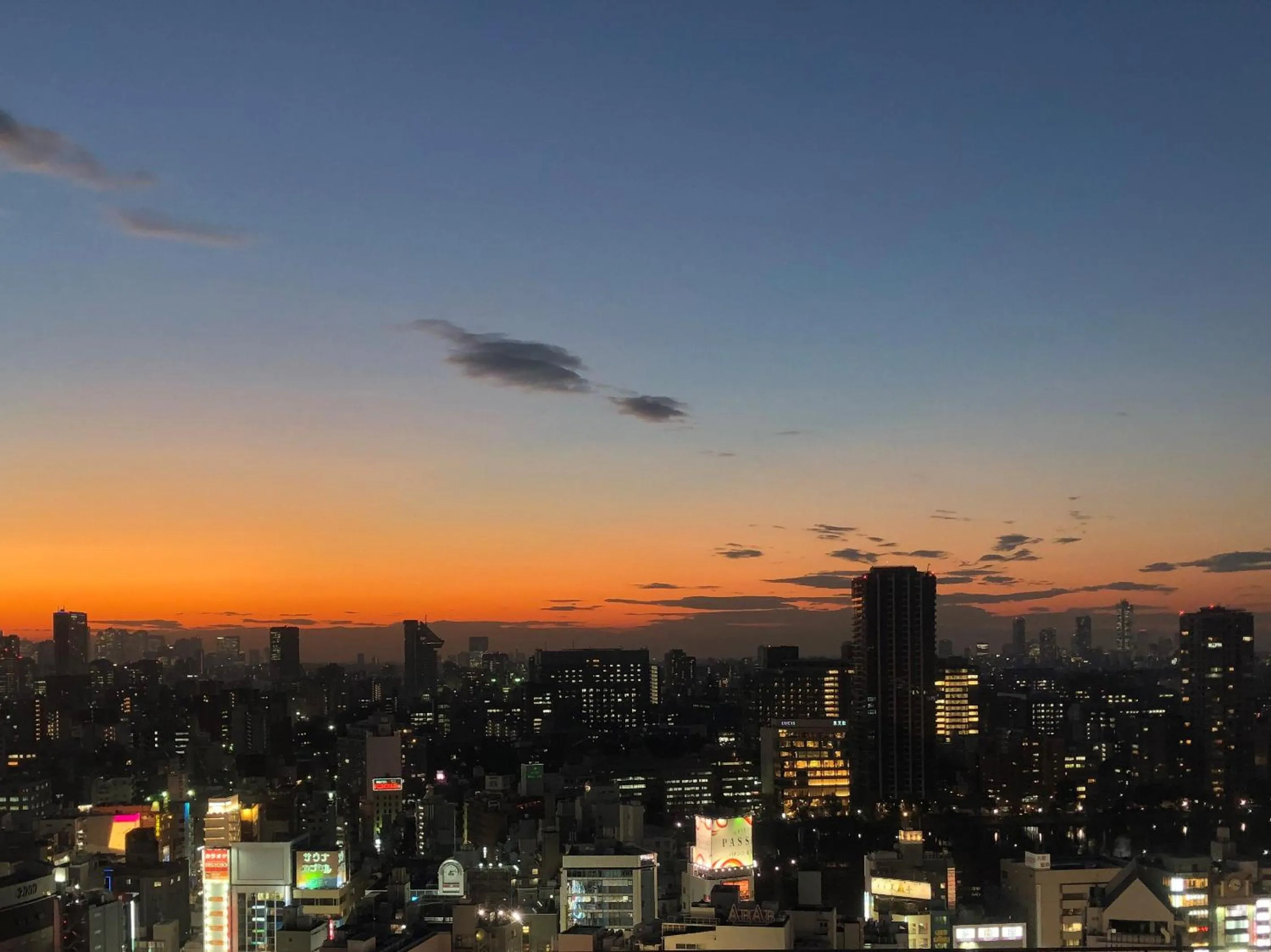Sunset in Hotel Crown Hills Ueno Premier