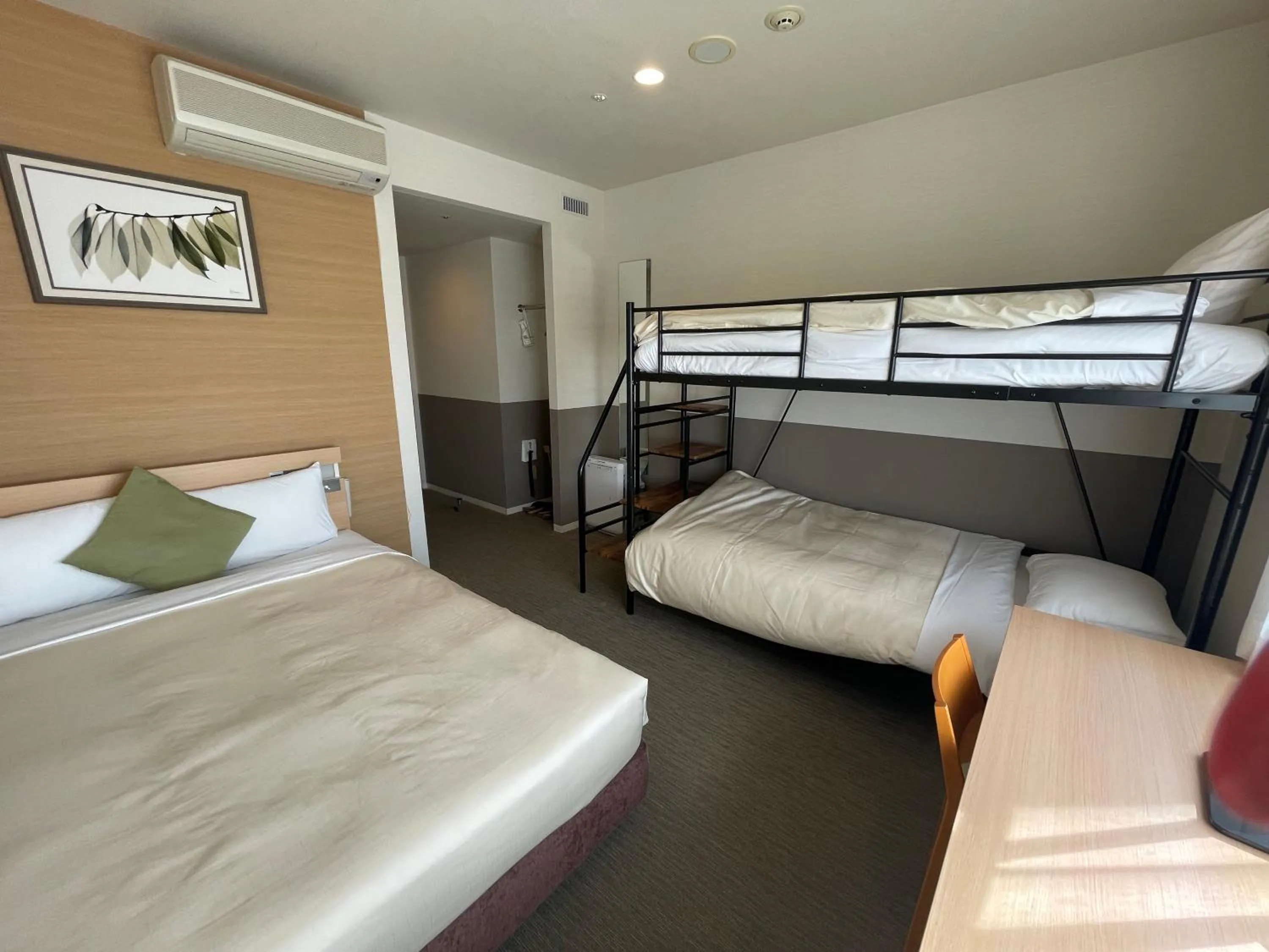 bunk bed, Bed in Hotel Crown Hills Ueno Premier