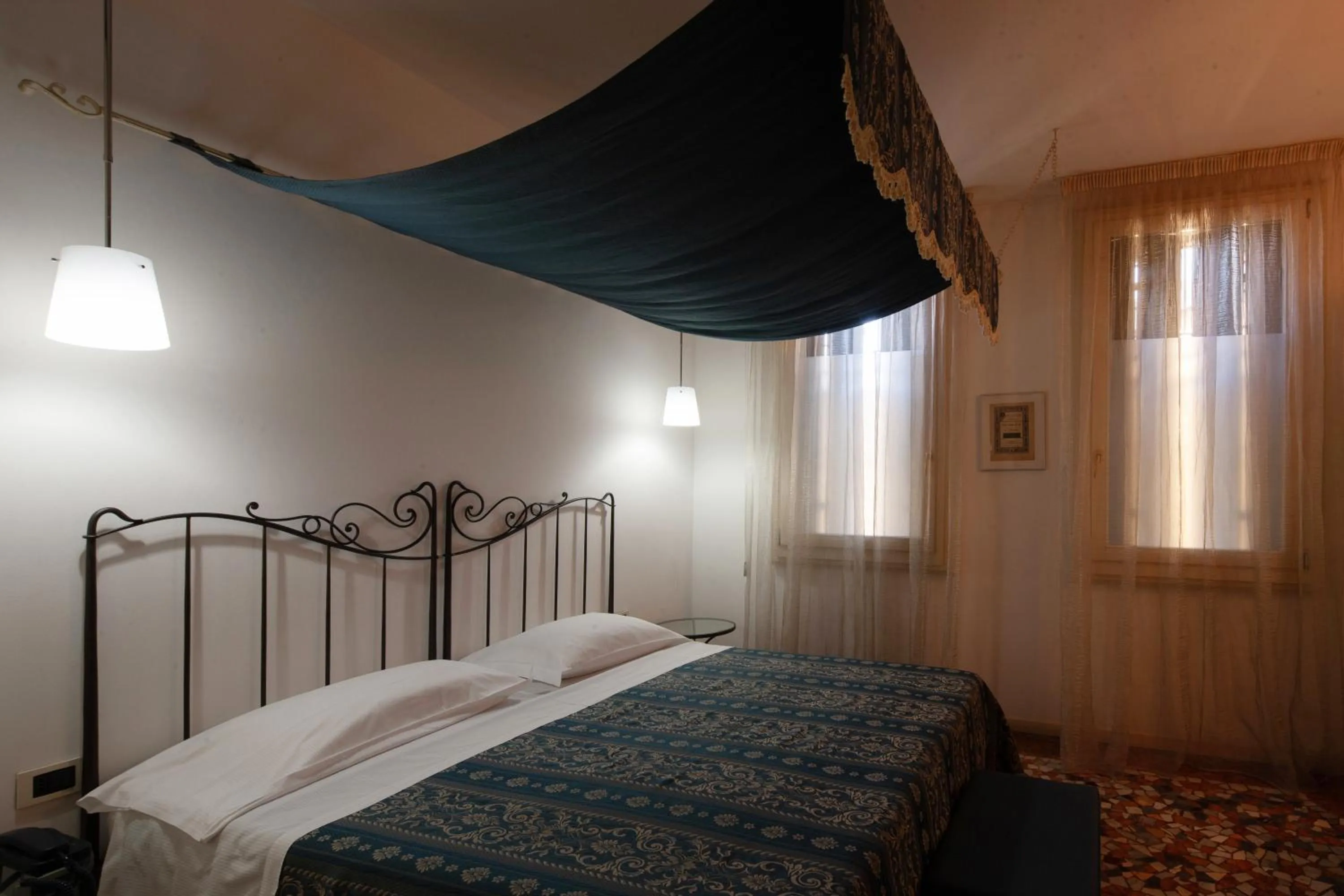 Bedroom, Bed in CityHotel Cristina Vicenza