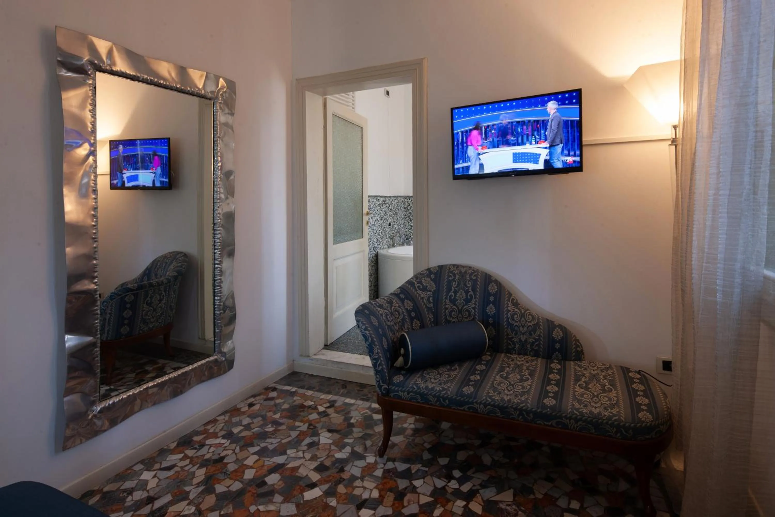 Bedroom in CityHotel Cristina Vicenza