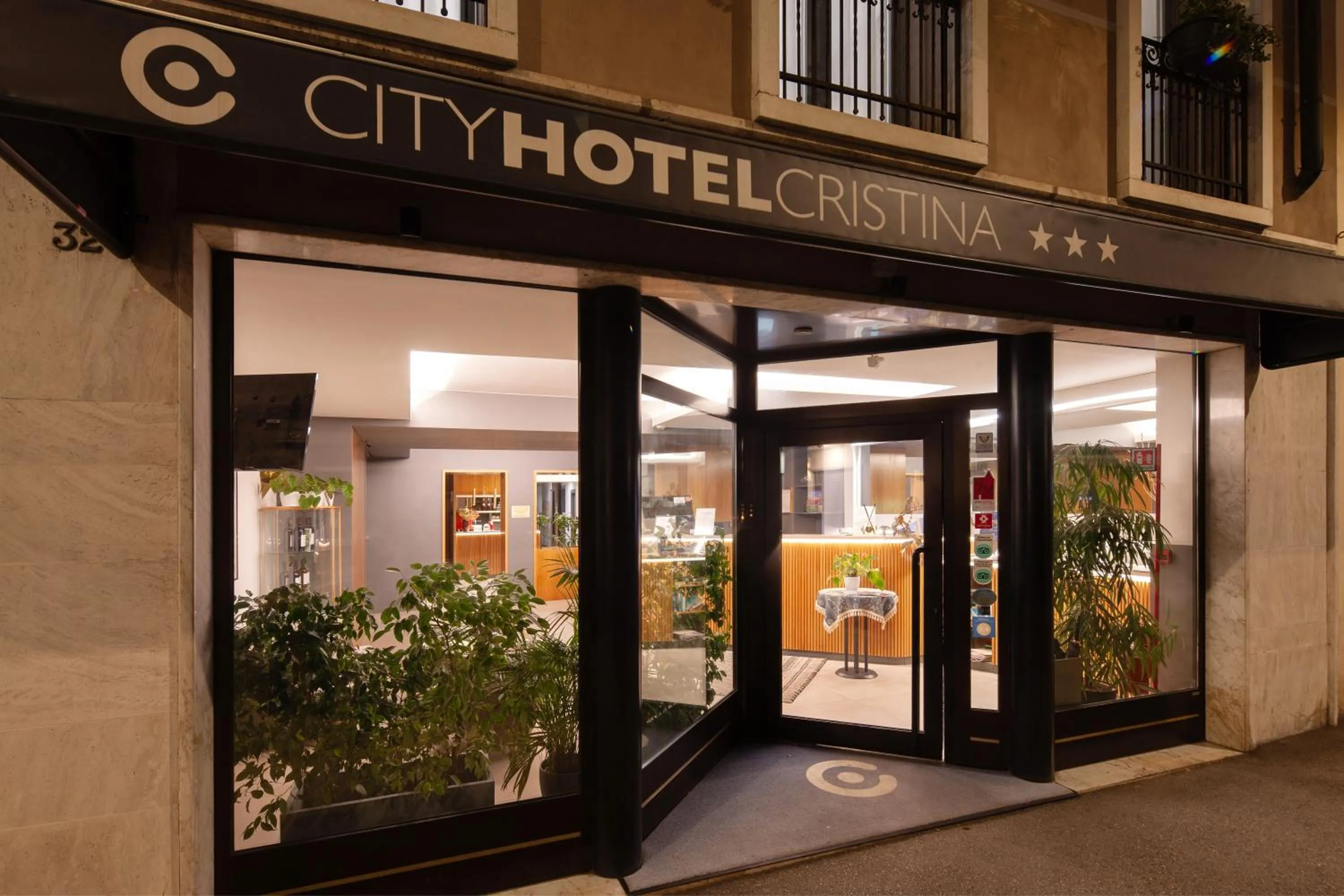 Facade/entrance in CityHotel Cristina Vicenza