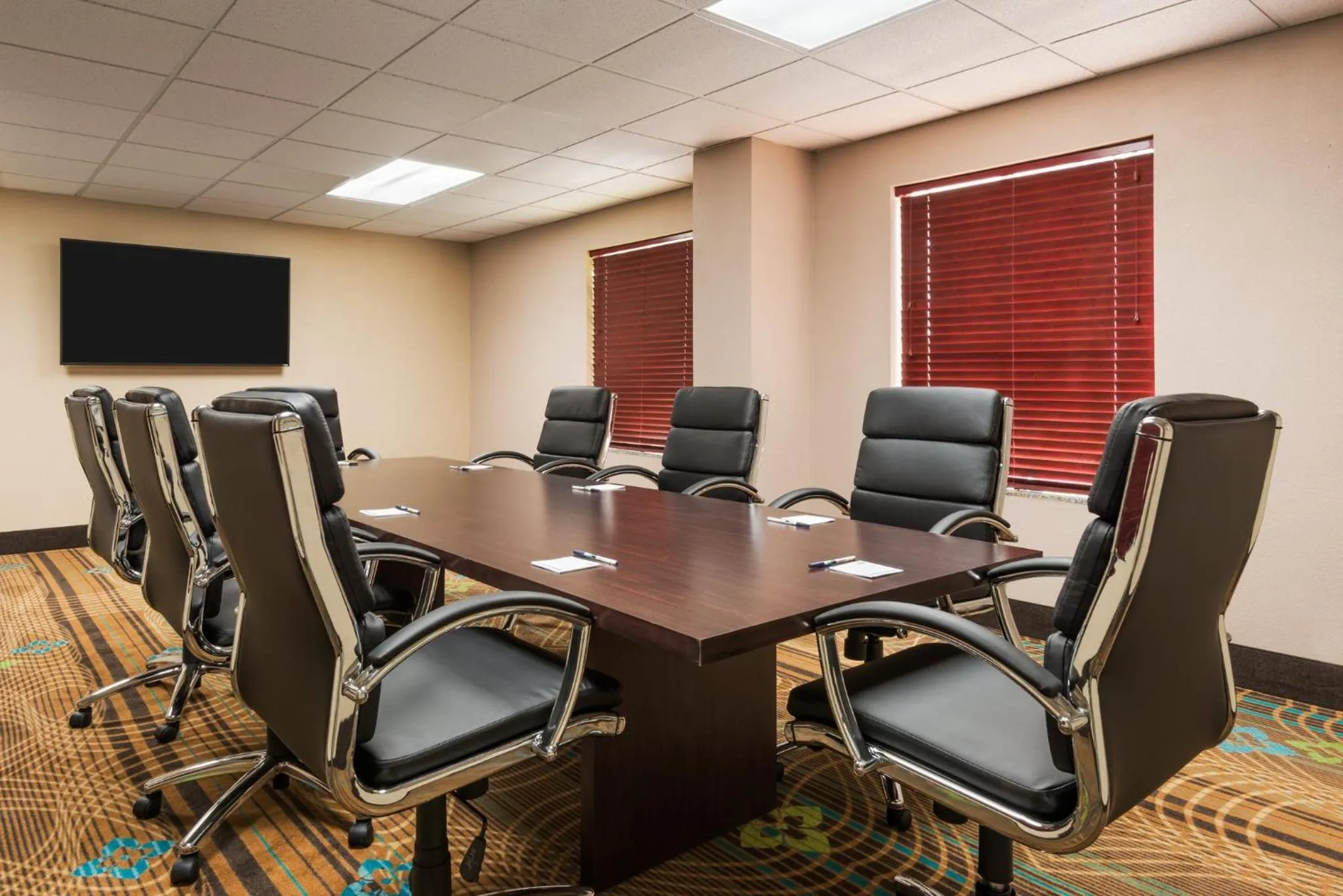 Meeting/conference room in Holiday Inn Express Hotel & Suites Bentonville by IHG