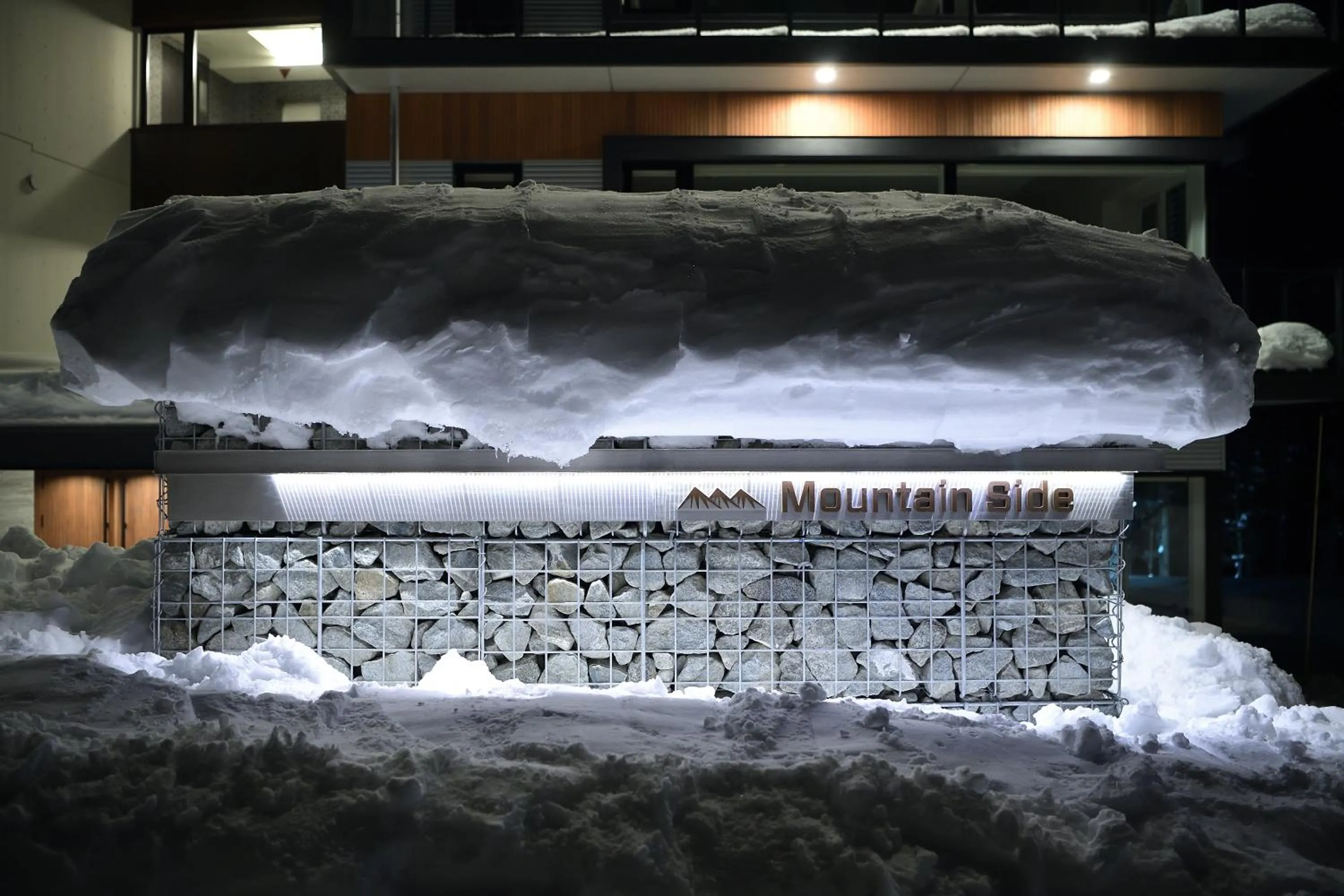 Logo/Certificate/Sign in Mountain Side Hakuba