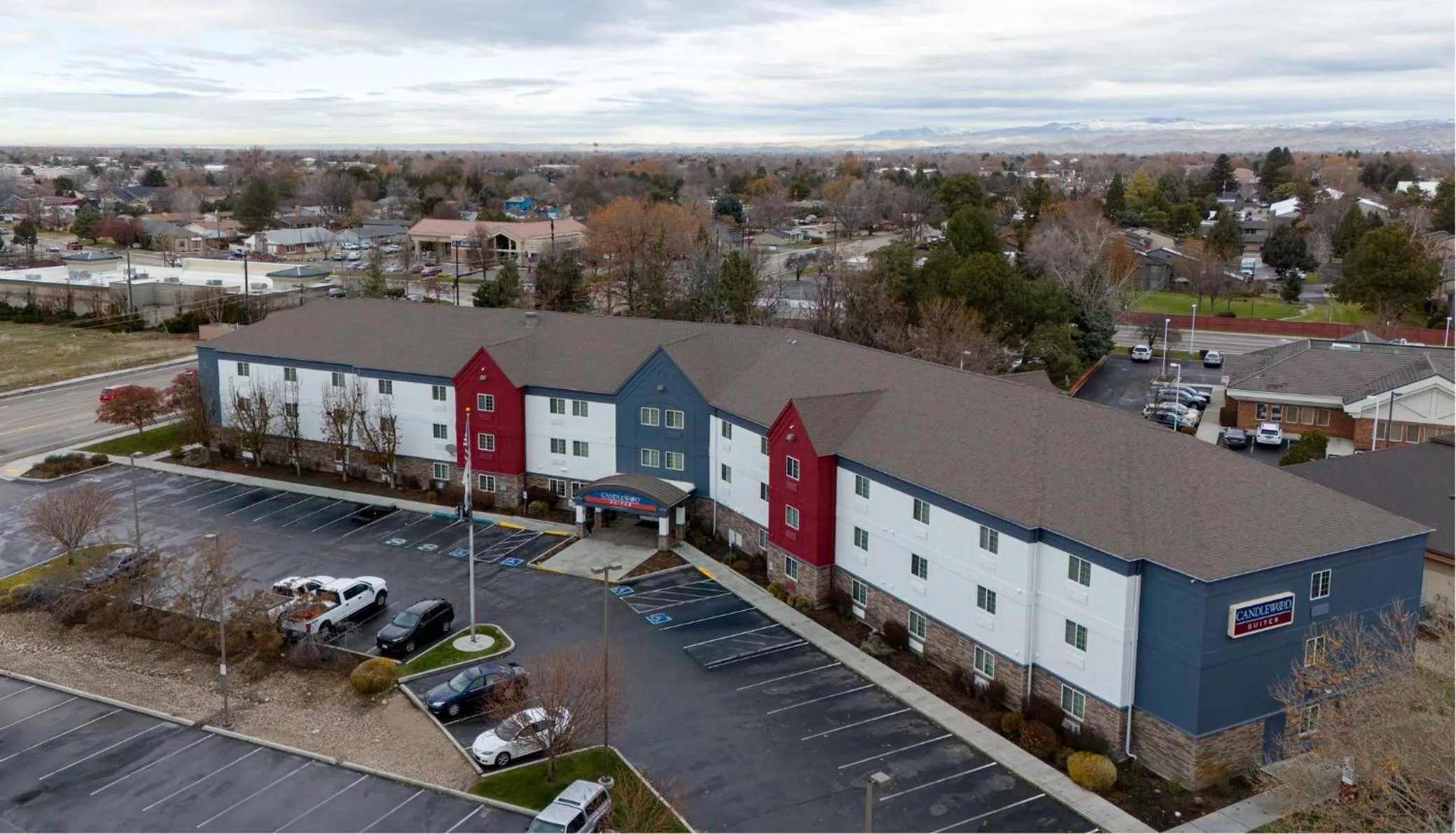 Property building in Candlewood Suites Boise - Towne Square by IHG