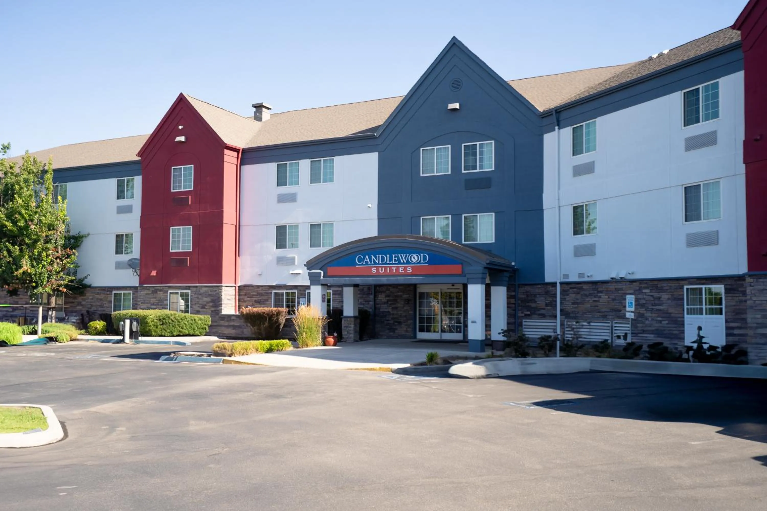 Property building in Candlewood Suites Boise - Towne Square by IHG