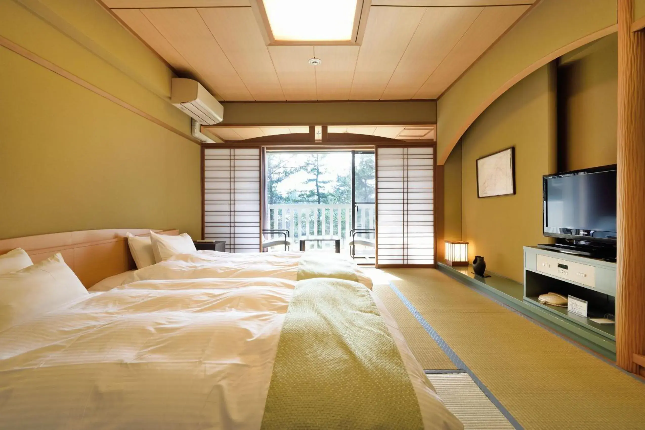 Bed in Hotel Yubana Bed in Hotel Yubana