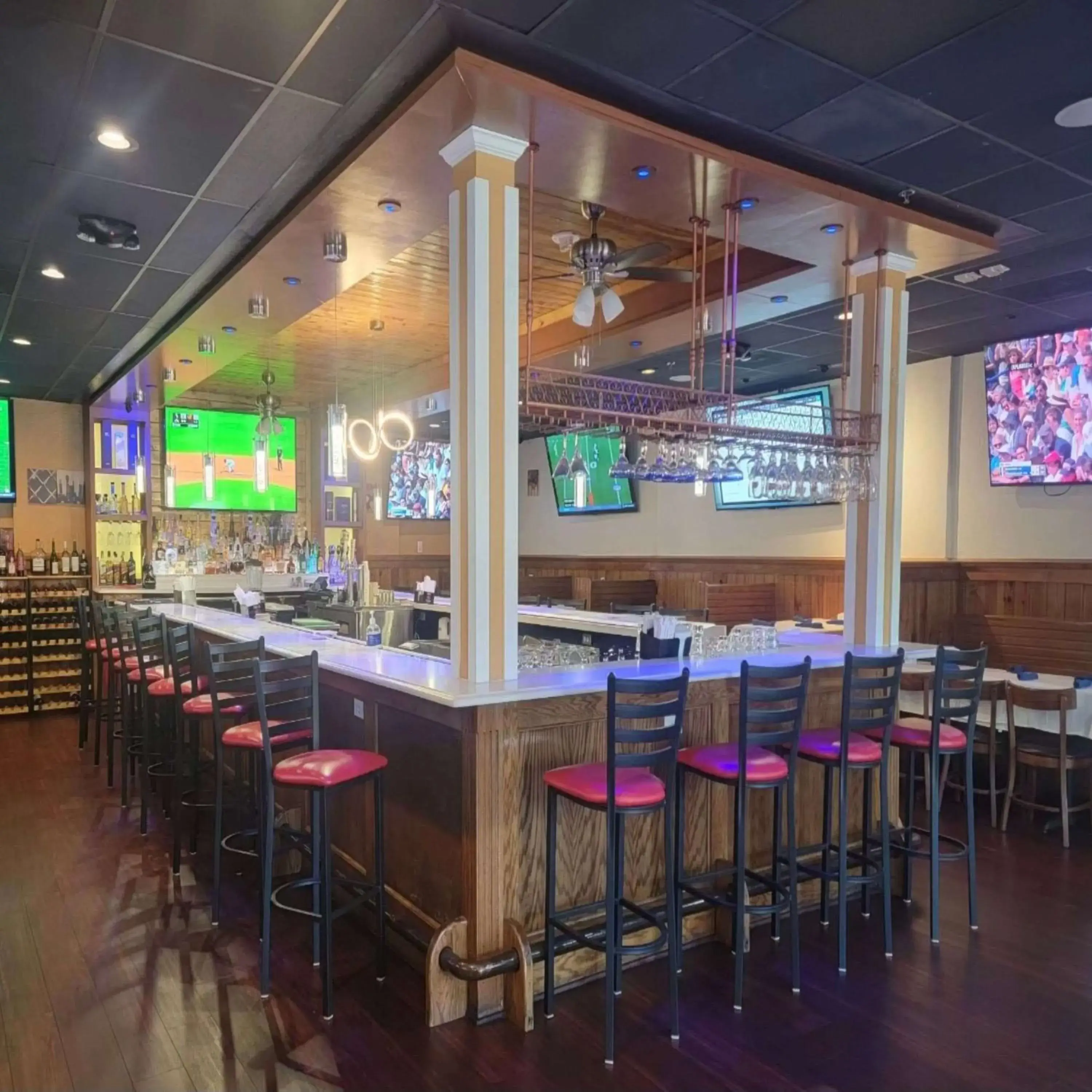 Restaurant/places to eat in Doubletree by Hilton Laurel, MD Restaurant/places to eat in Doubletree by Hilton Laurel, MD