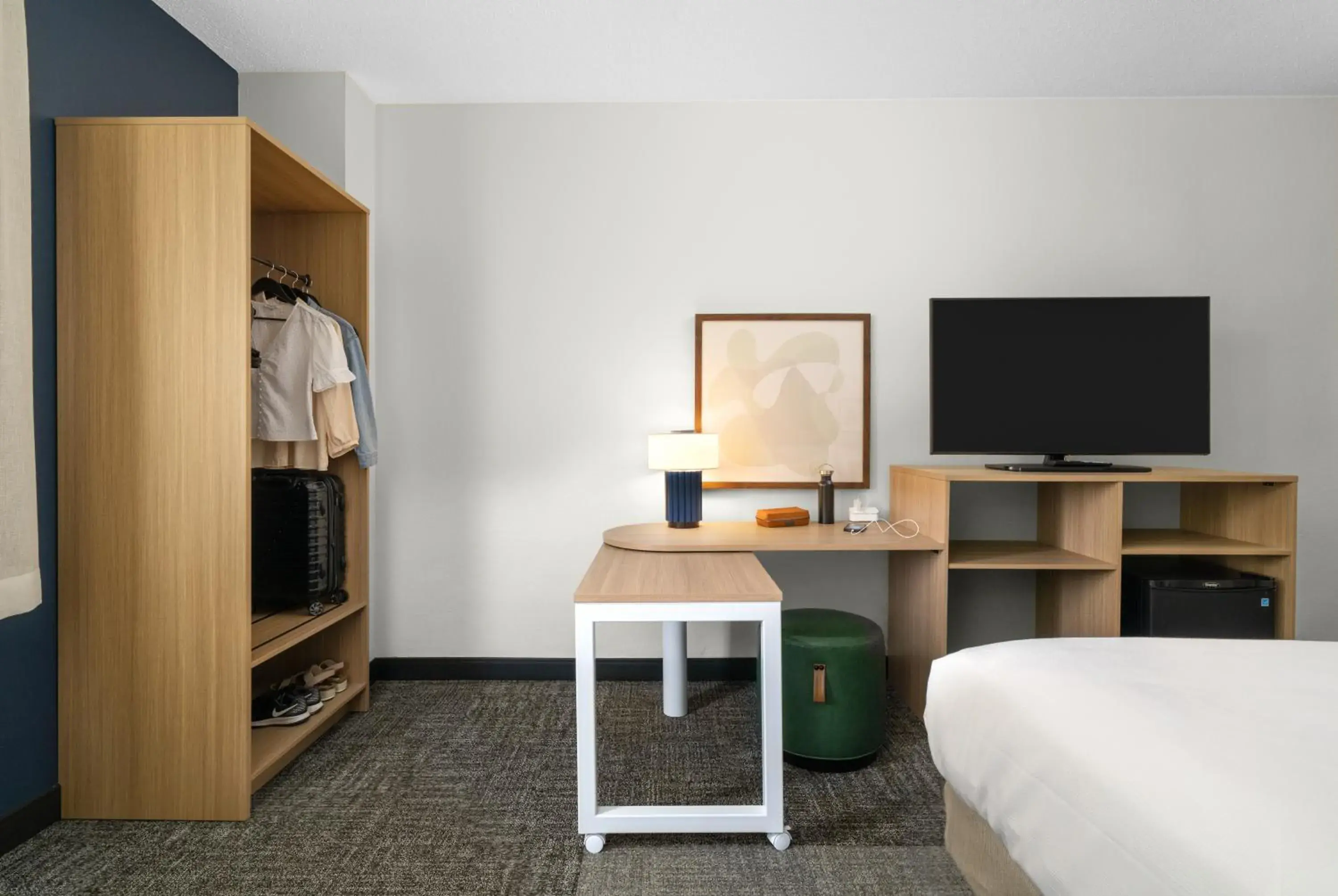 Bed in Comfort Inn & Suites Kannapolis - Concord Bed in Comfort Inn & Suites Kannapolis - Concord