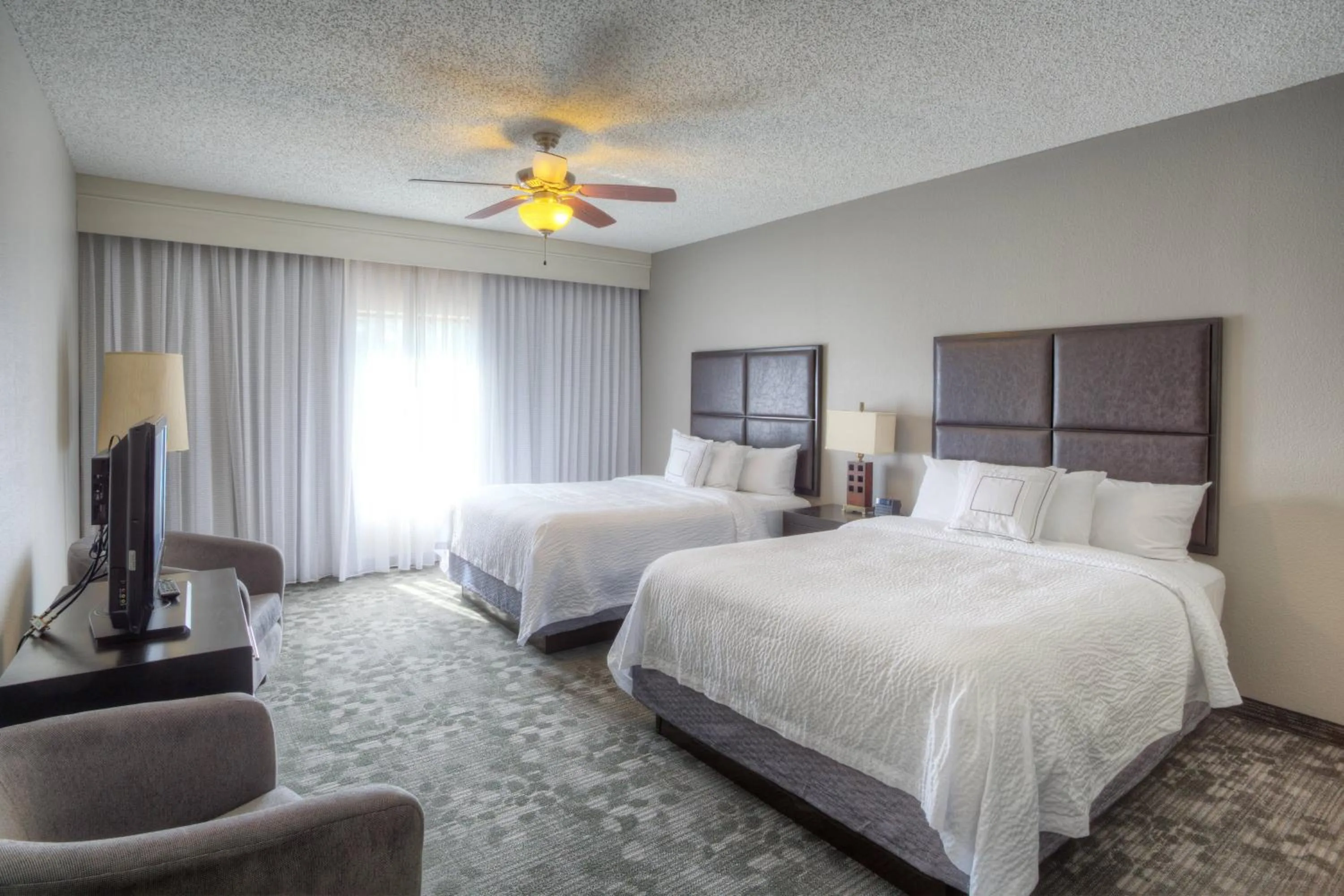 Bedroom, Bed in Courtyard by Marriott McAllen