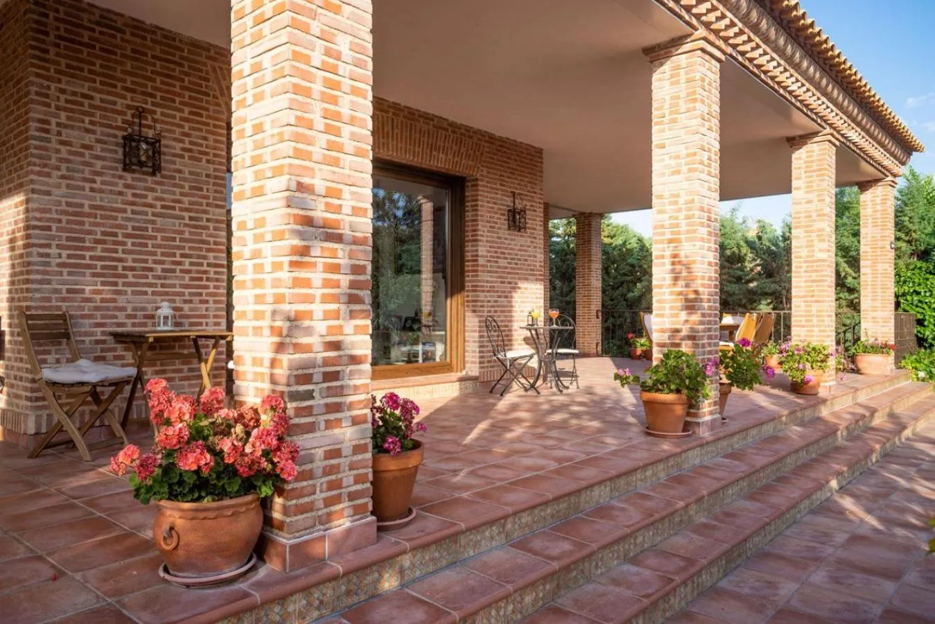 Garden view in Villa Marín Toledo
