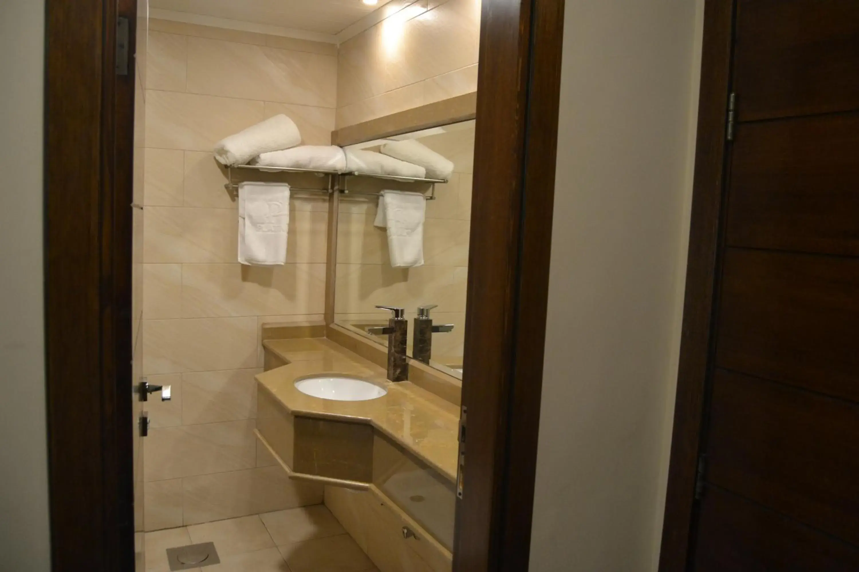 Junior Luxury Suite in Platinum Hotel Junior Luxury Suite in Platinum Hotel