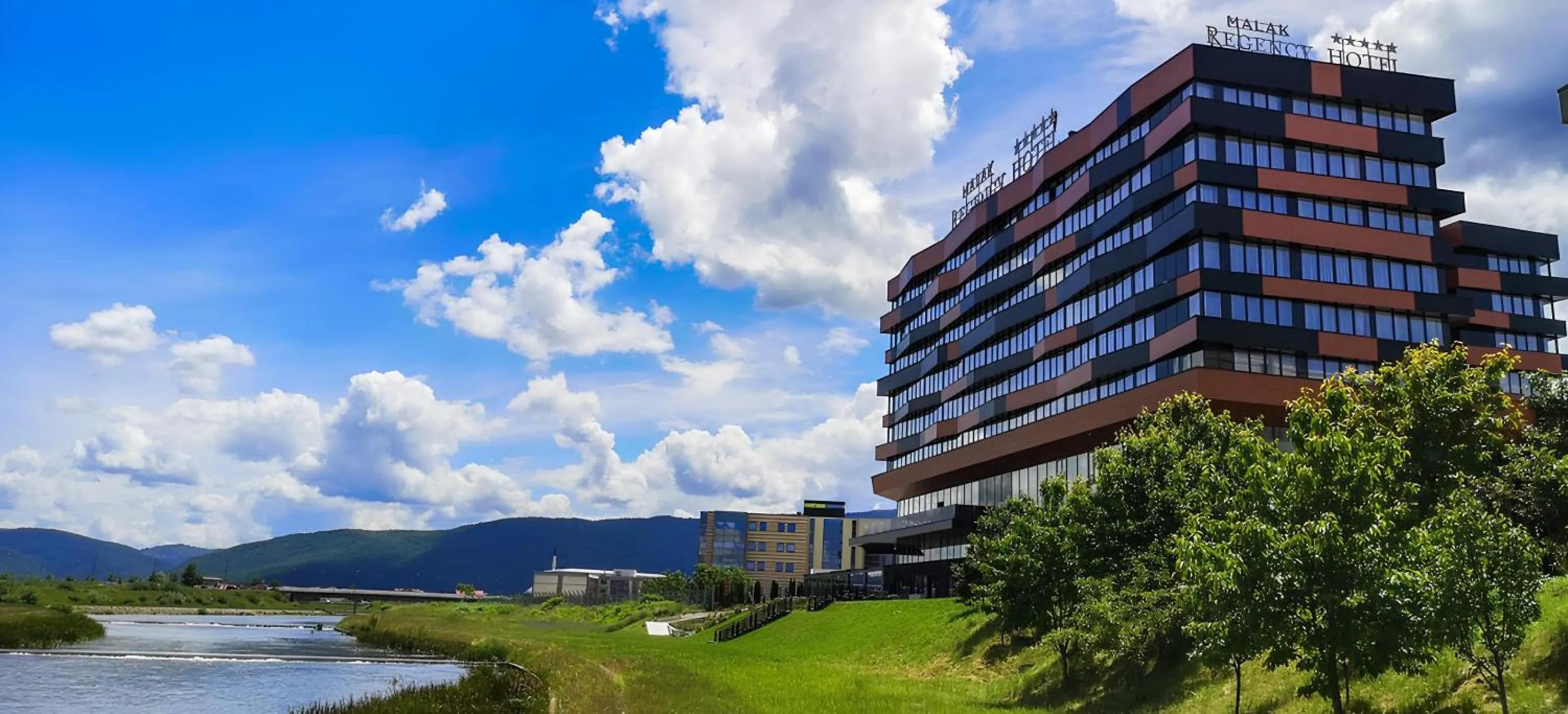 Property building in Malak Regency Hotel