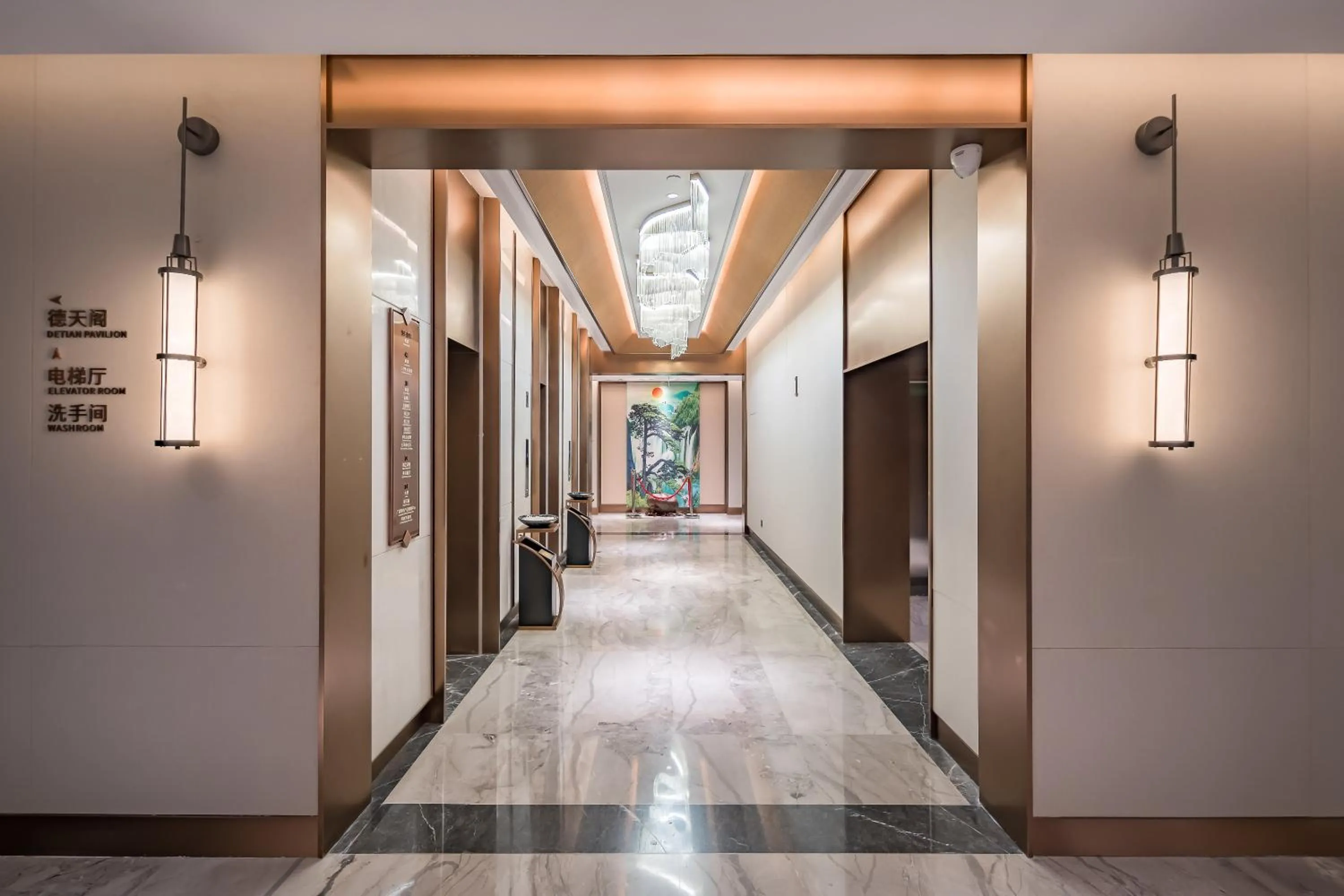 elevator in Beijing Guangxi Hotel