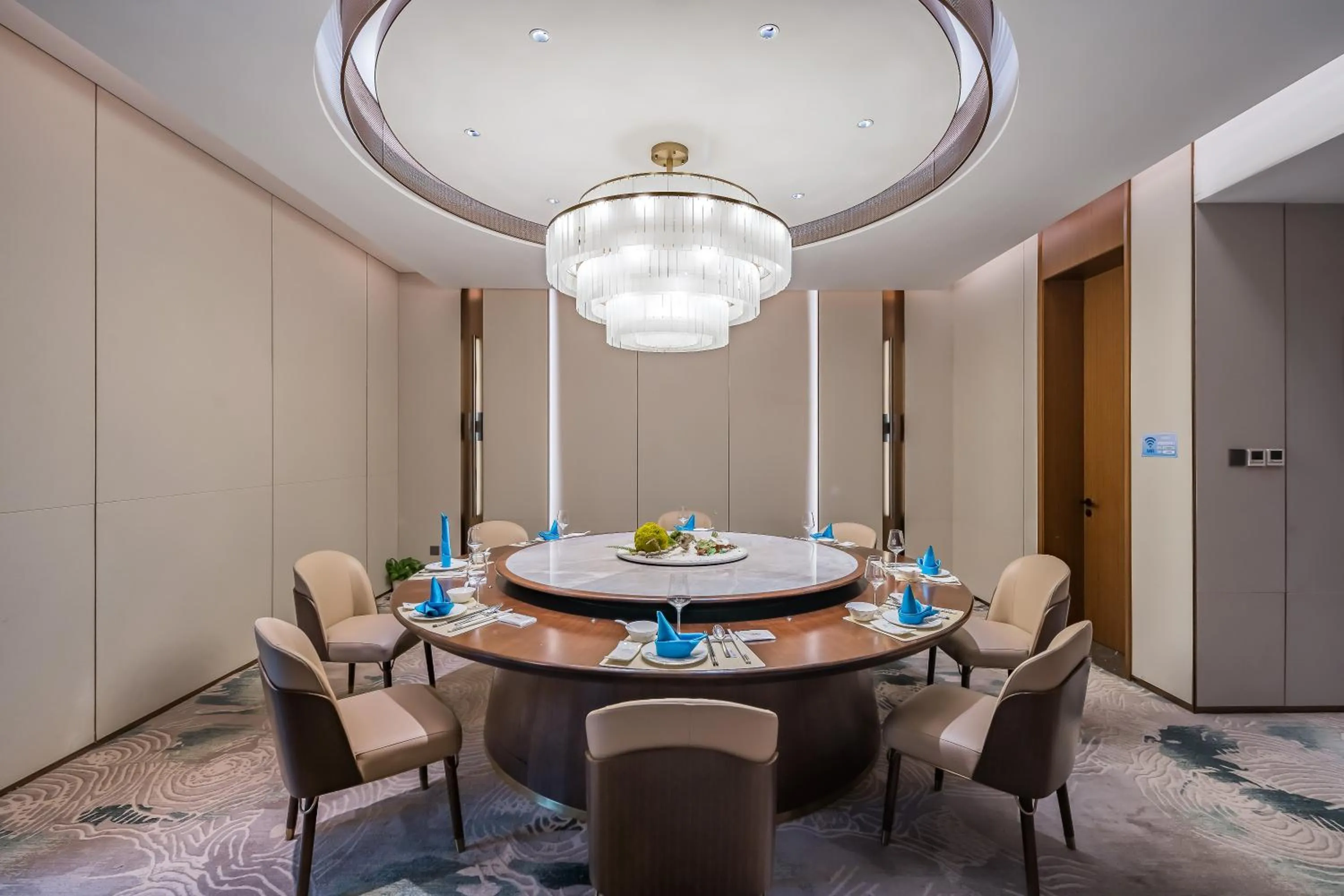 Restaurant/places to eat in Beijing Guangxi Hotel