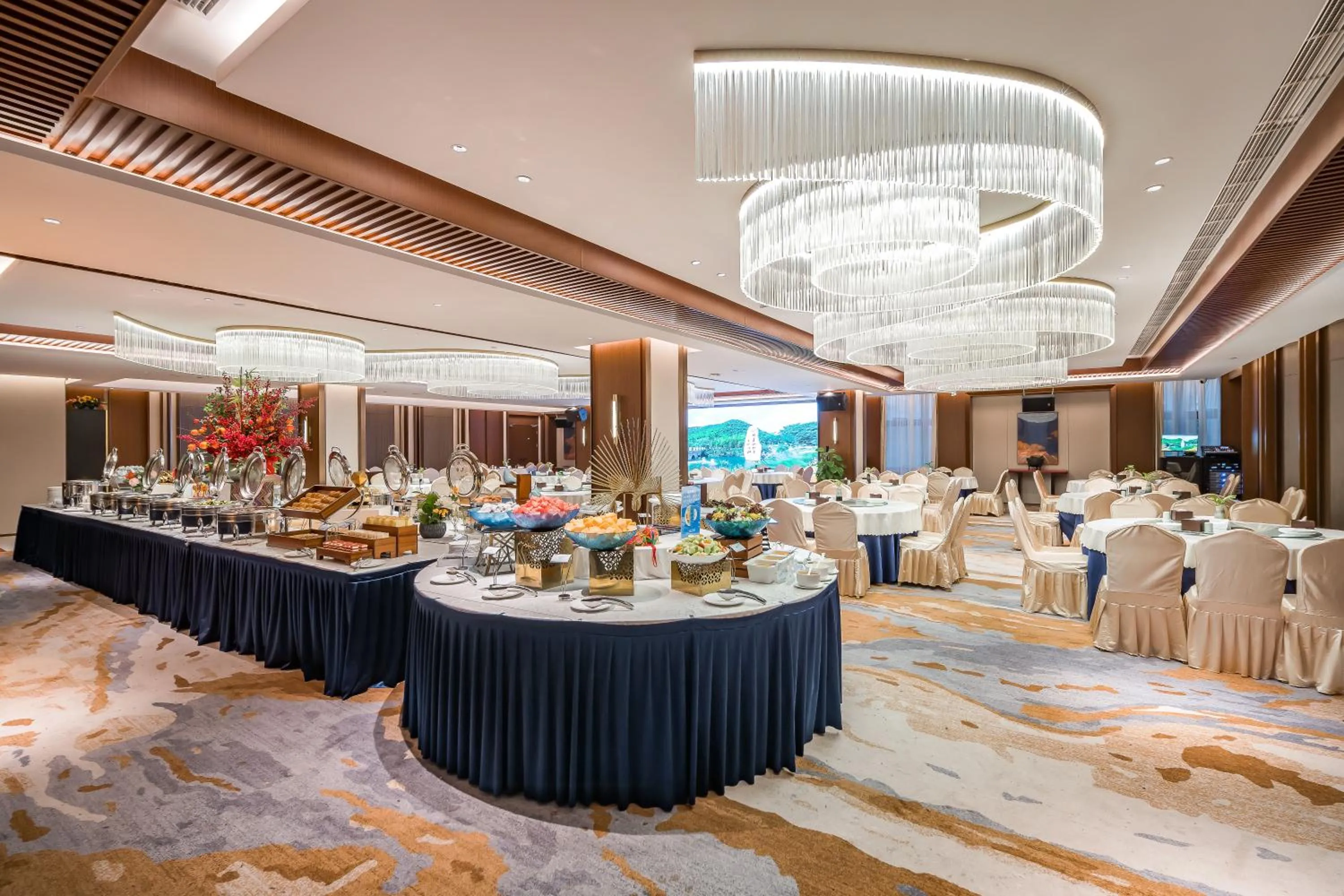 Restaurant/places to eat in Beijing Guangxi Hotel