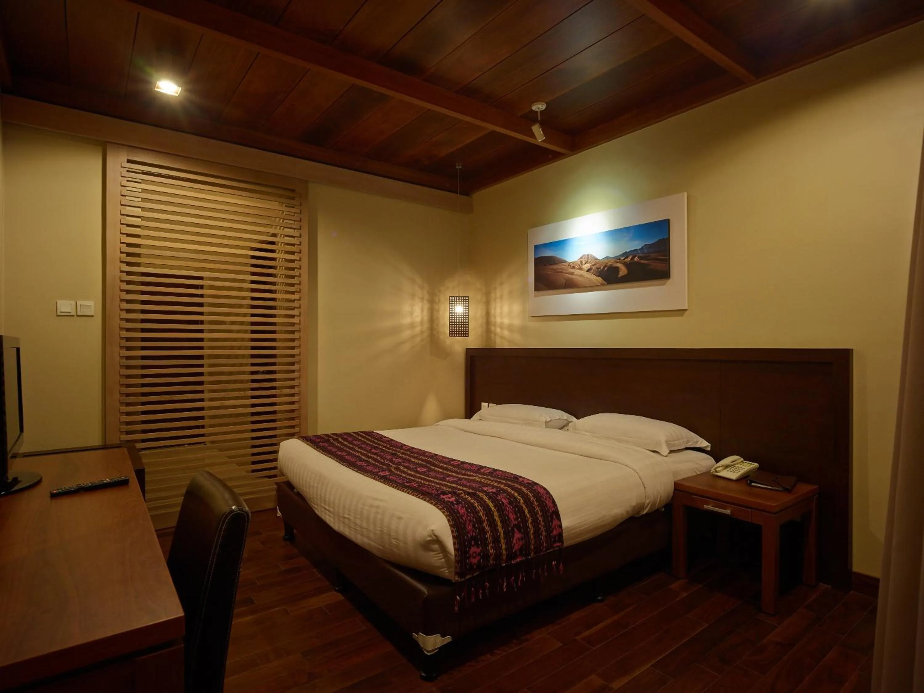 Bedroom, Bed in Jiwa Jawa Resort Bromo