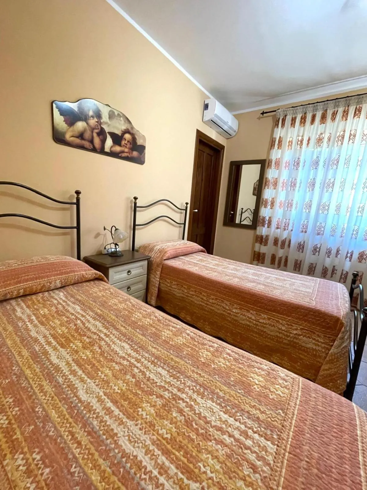 Twin Room in Villa Russo