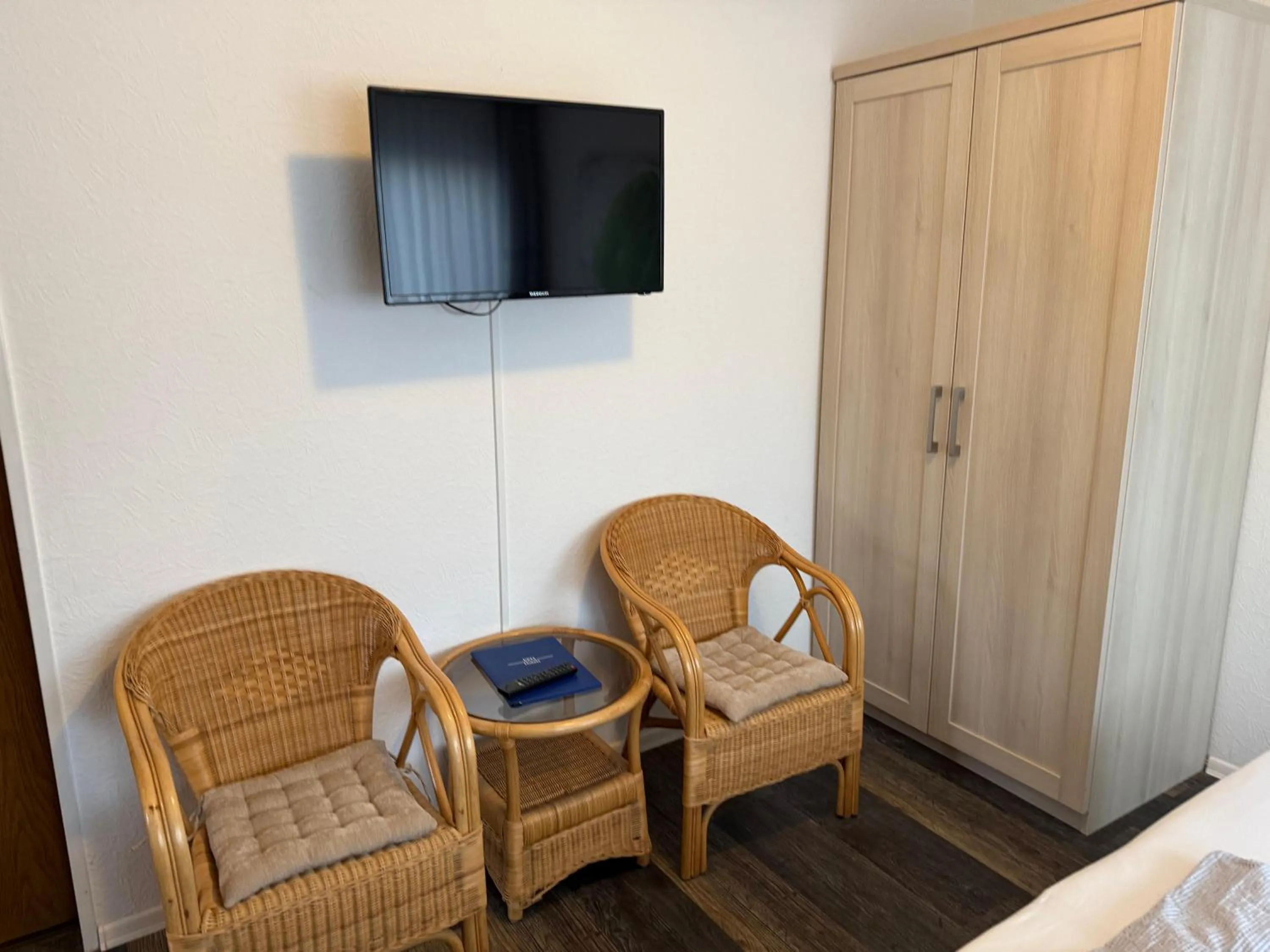 TV and multimedia, Bed in Hotel Nordseegruß