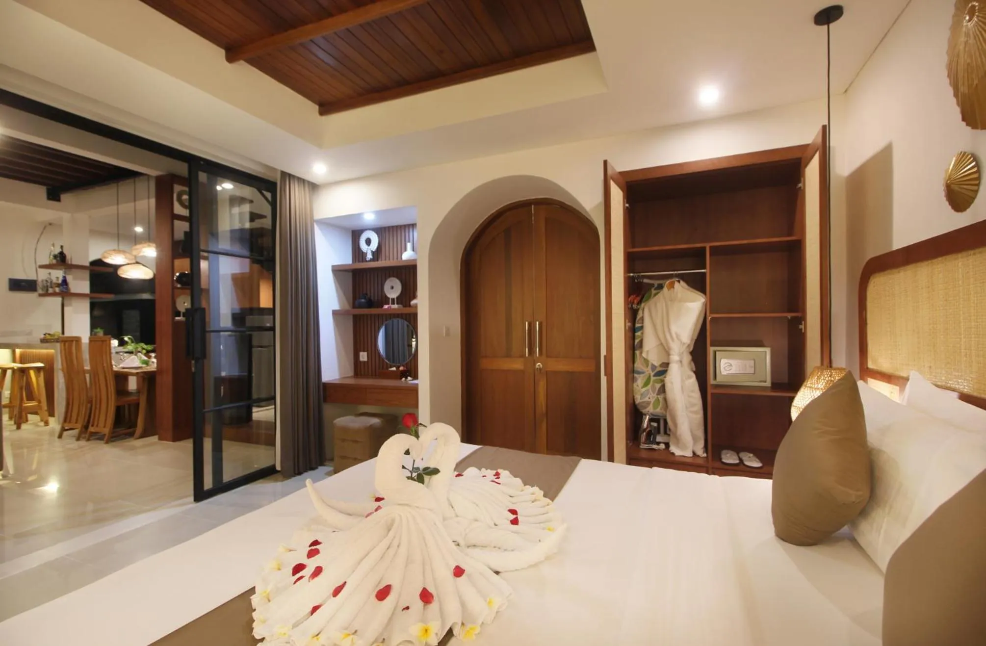 Bedroom, Bed in Sudha Villa Bali Anyelir