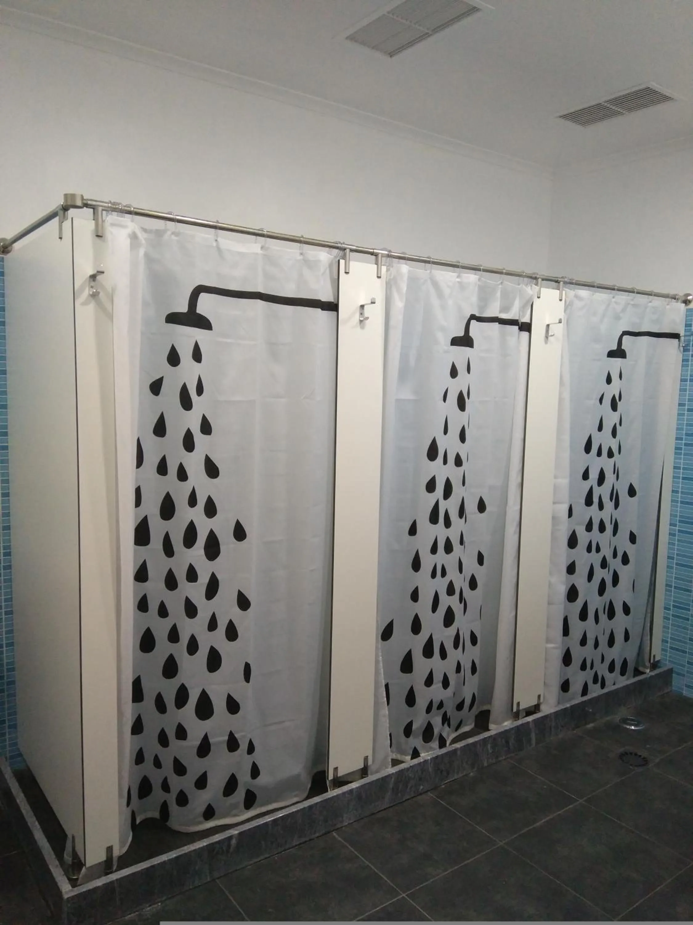 Shower in Hostel Raymundo