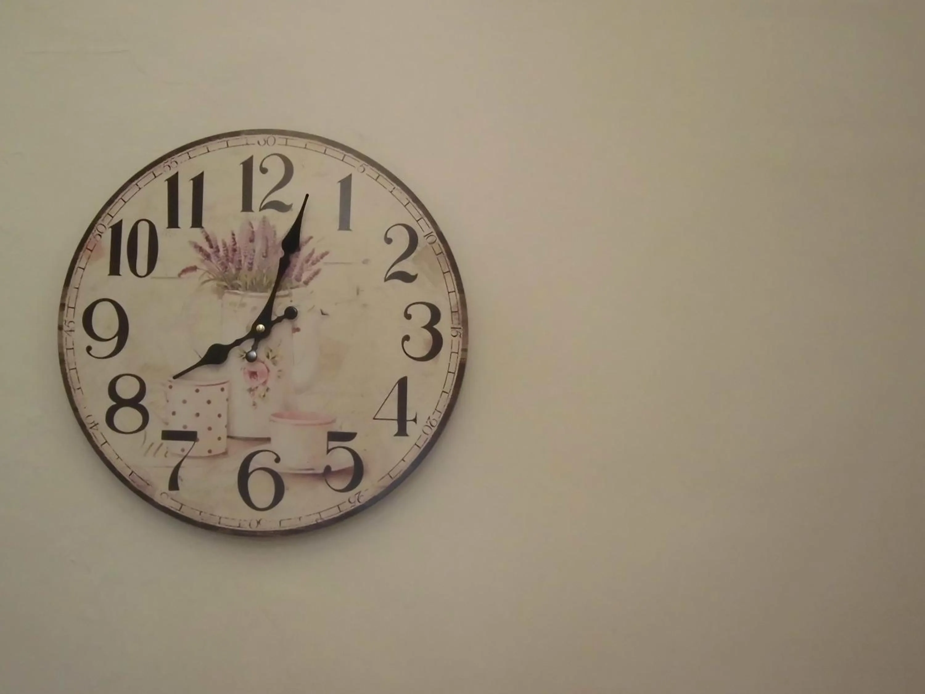 Communal lounge/ TV room in Hostel Raymundo