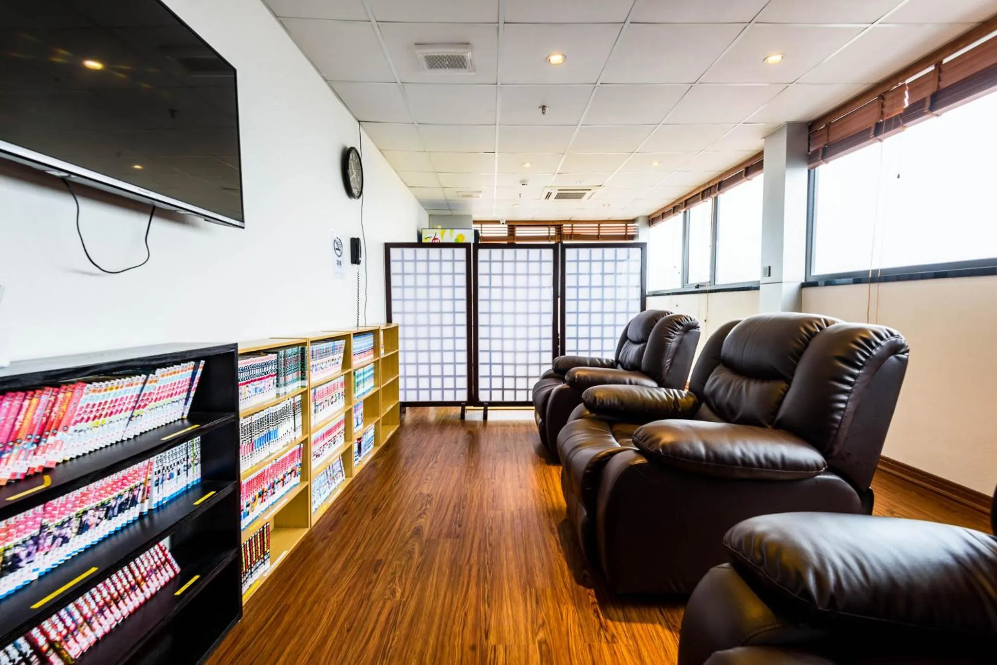 Game Room in Sakura Hotel 3