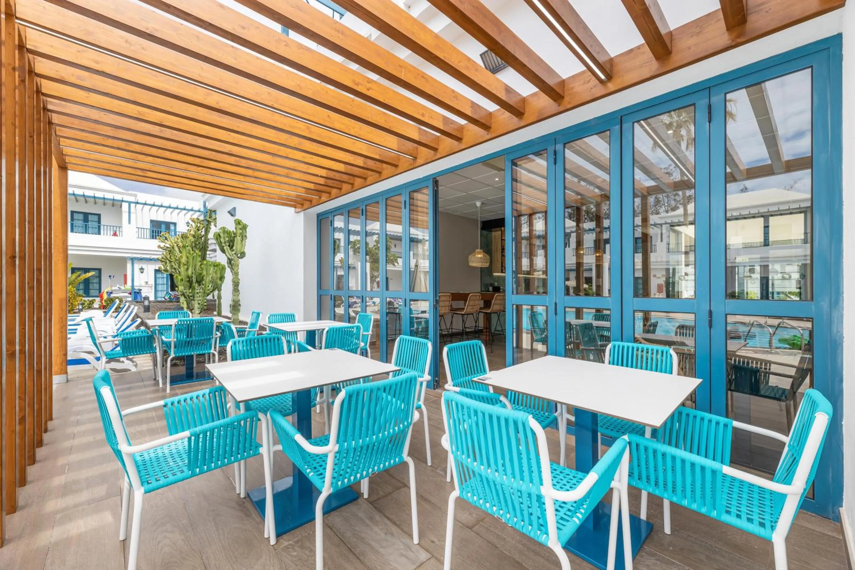 Restaurant/places to eat in THB Tropical Island