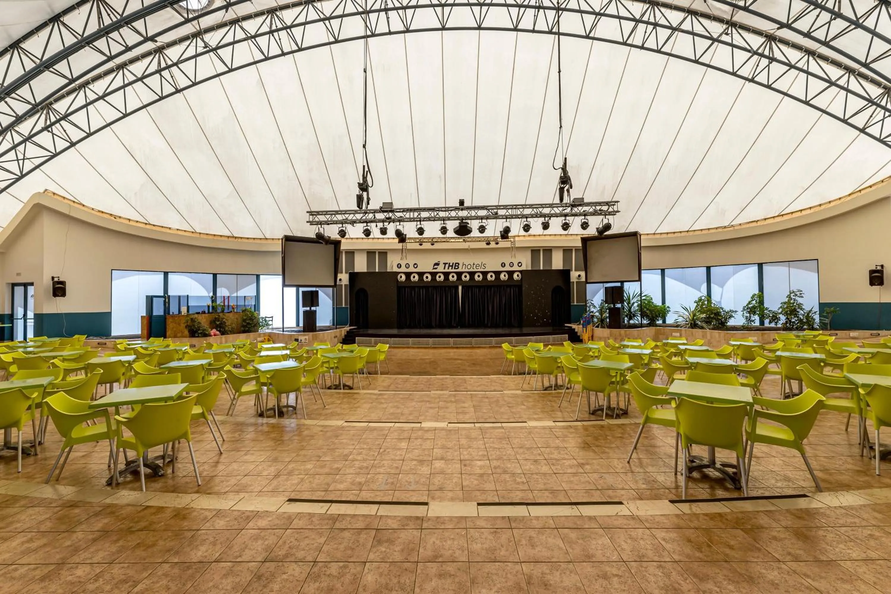 Lounge or bar in THB Tropical Island