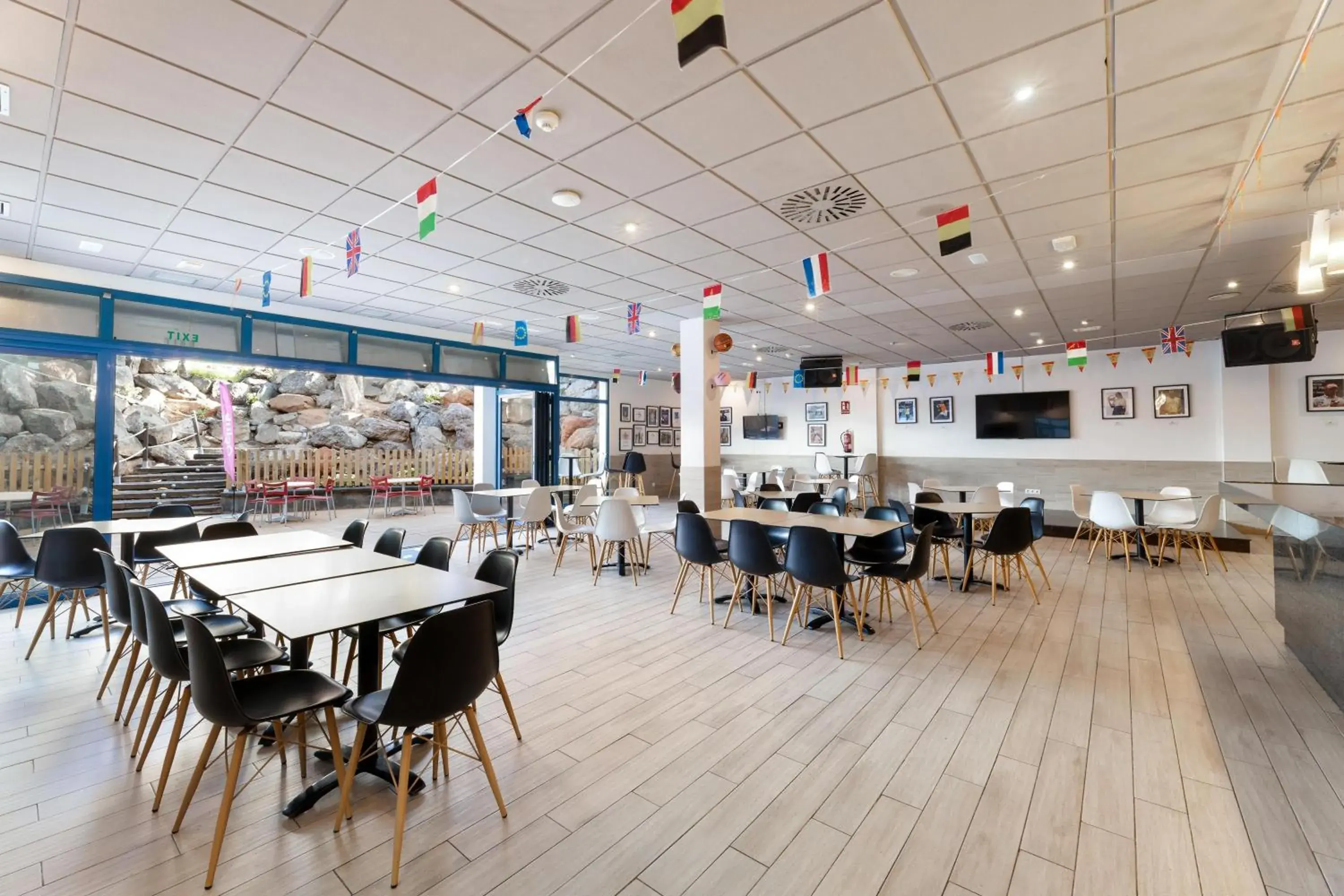 Lounge or bar in THB Tropical Island Lounge or bar in THB Tropical Island