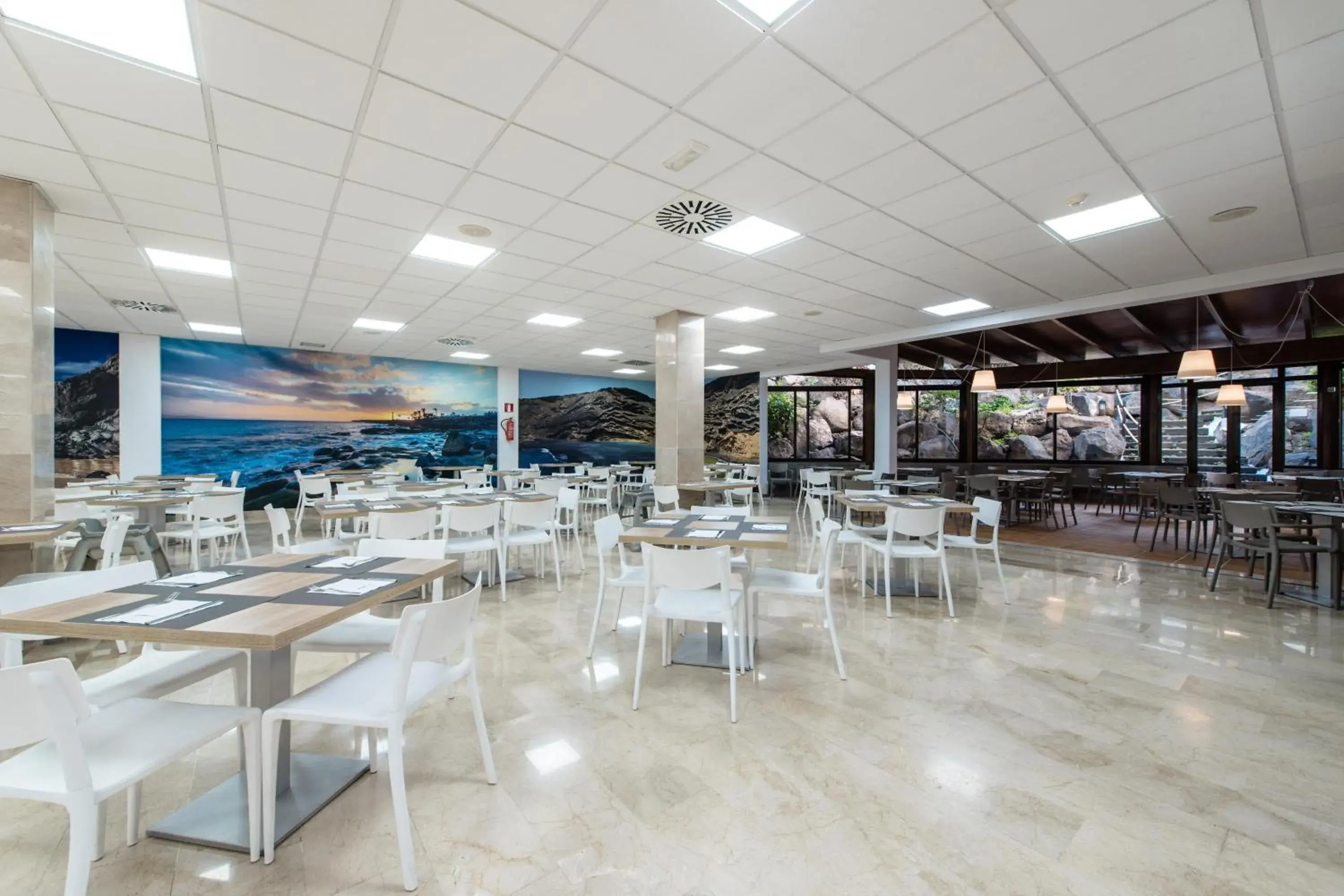 Restaurant/places to eat in THB Tropical Island Restaurant/places to eat in THB Tropical Island