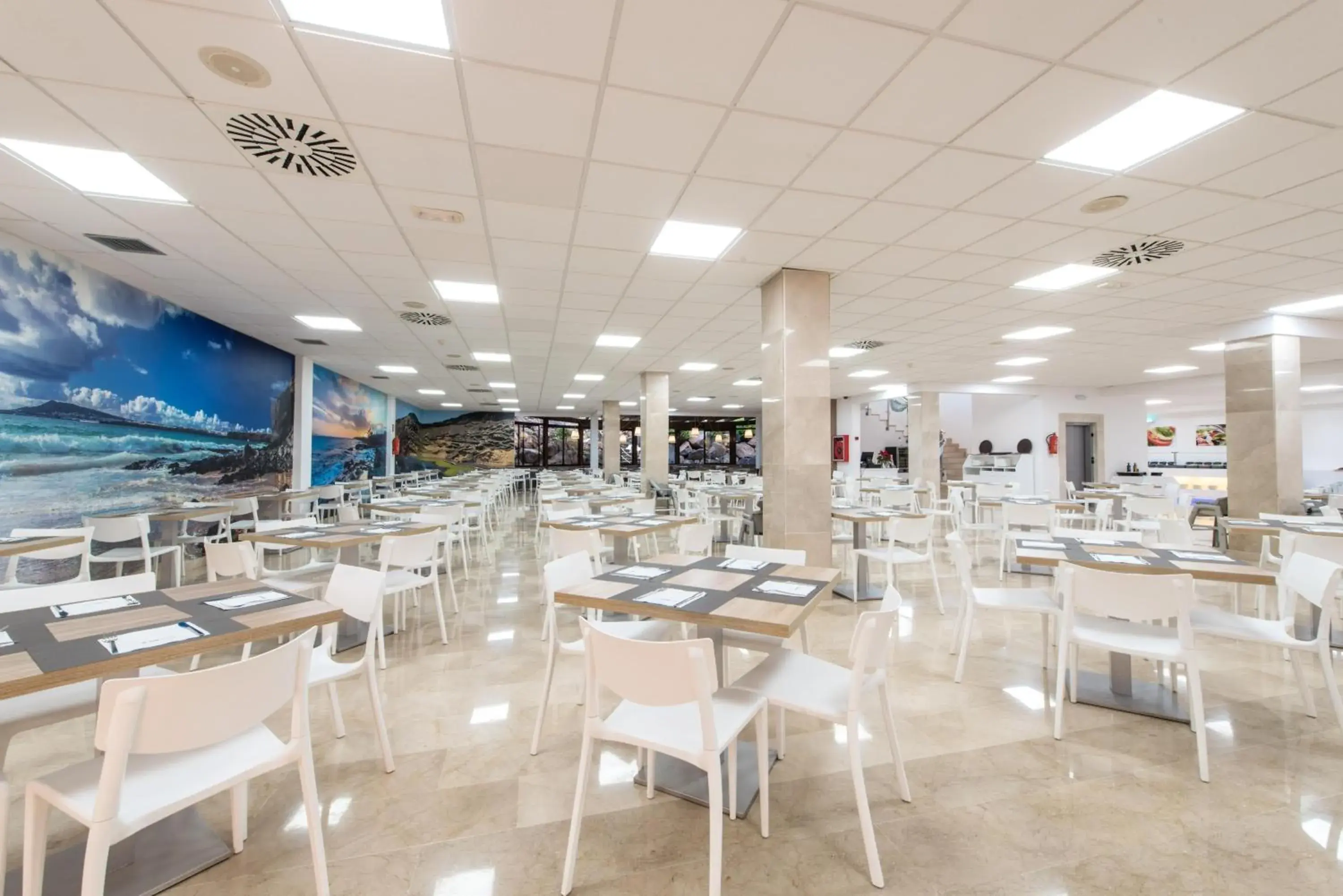 Restaurant/places to eat in THB Tropical Island Restaurant/places to eat in THB Tropical Island