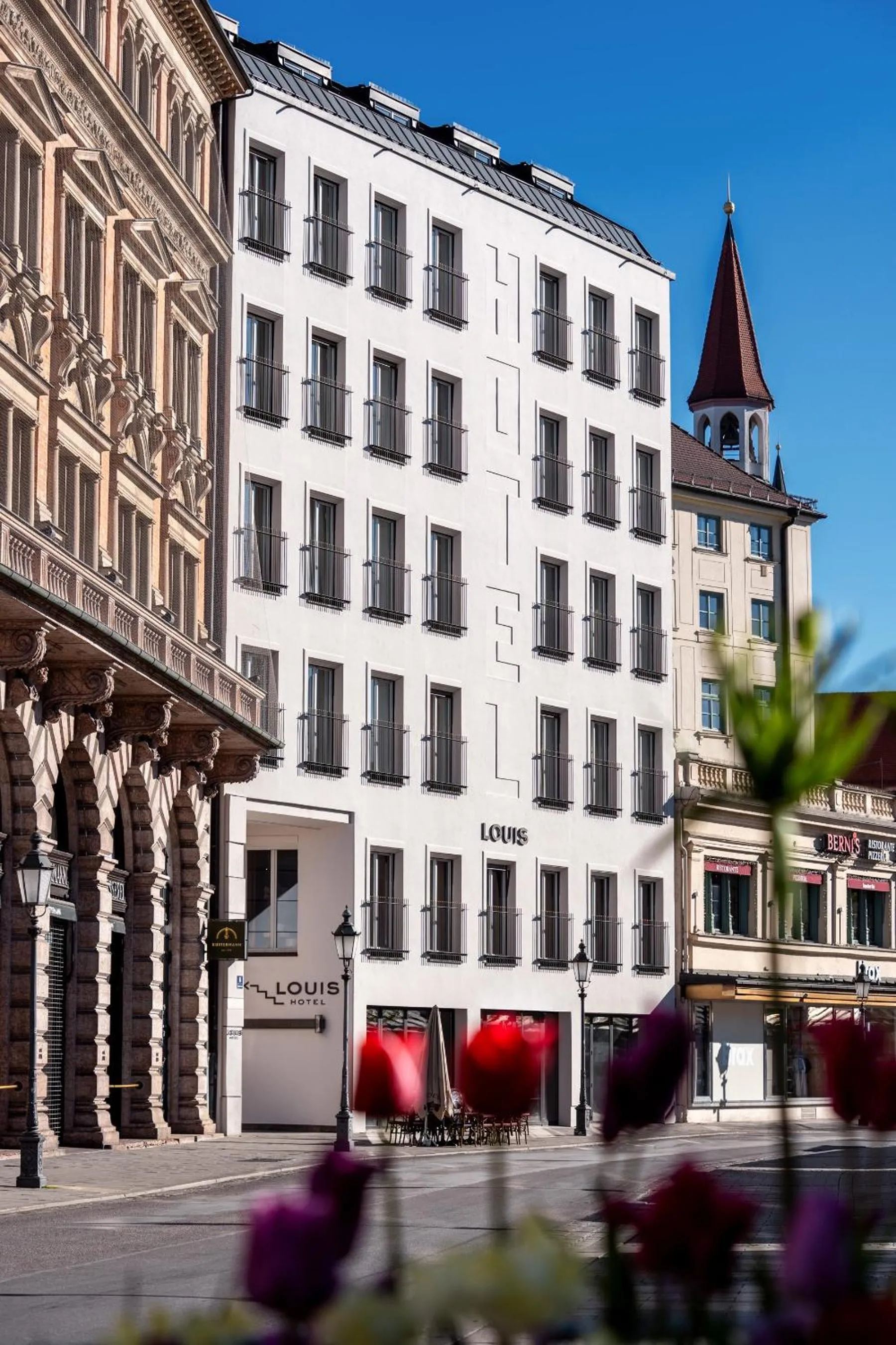 Property building in Louis Hotel