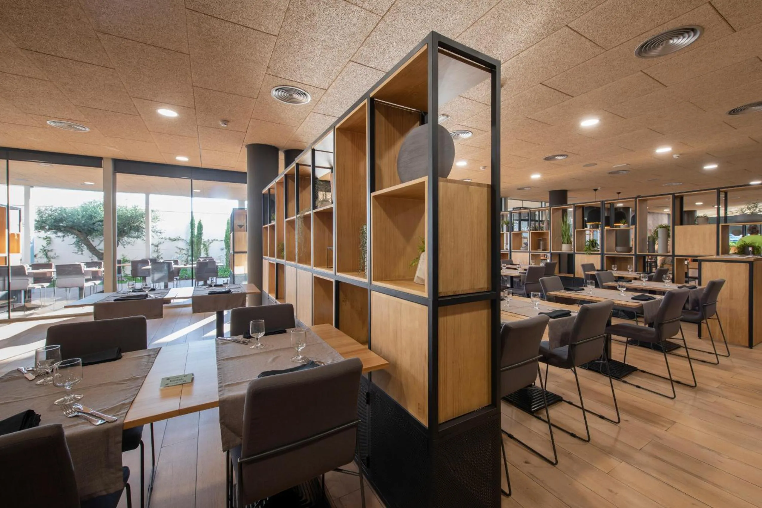 Restaurant/places to eat in Tarraco Park Tarragona