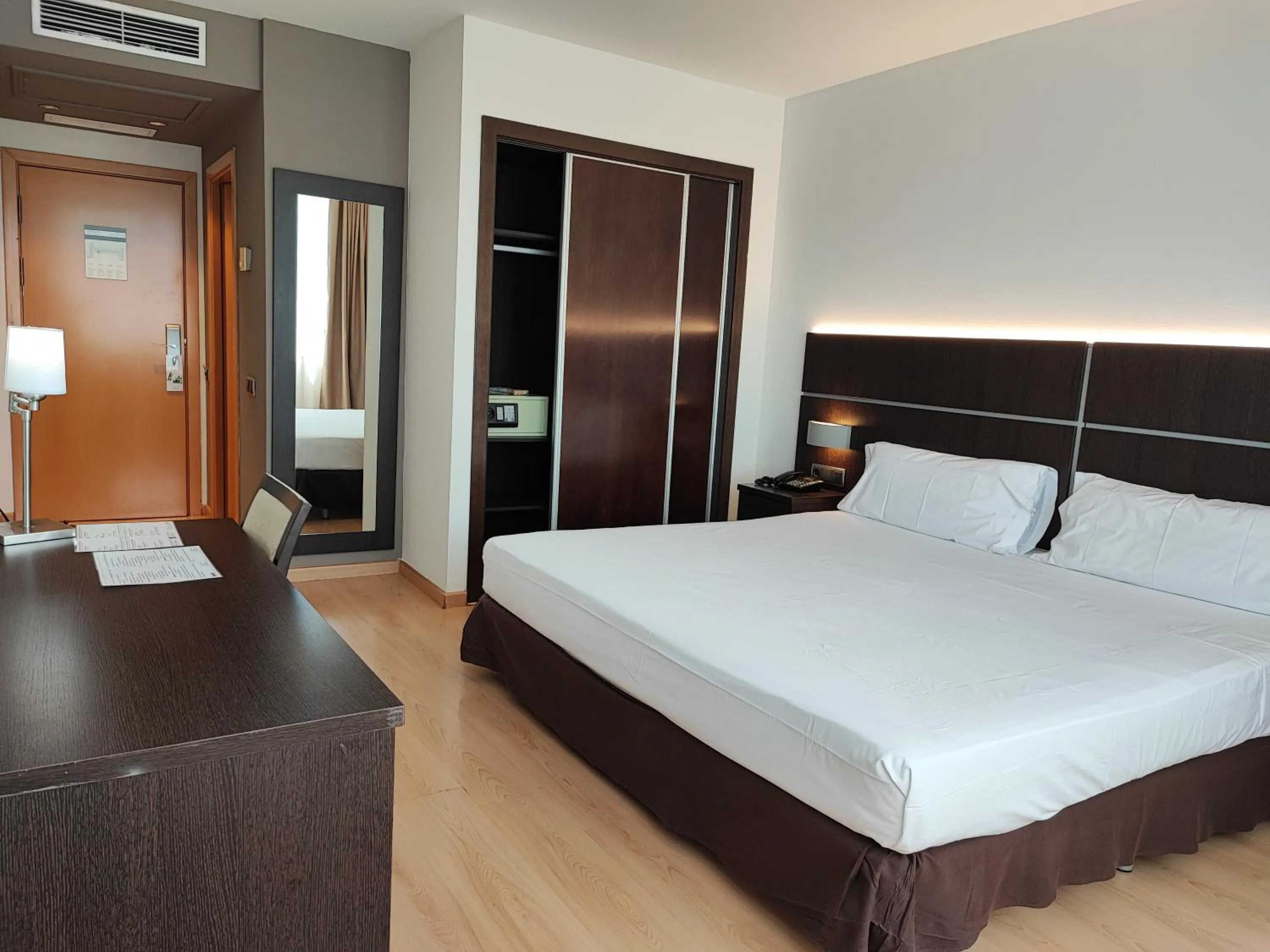 Bed in Tarraco Park Tarragona