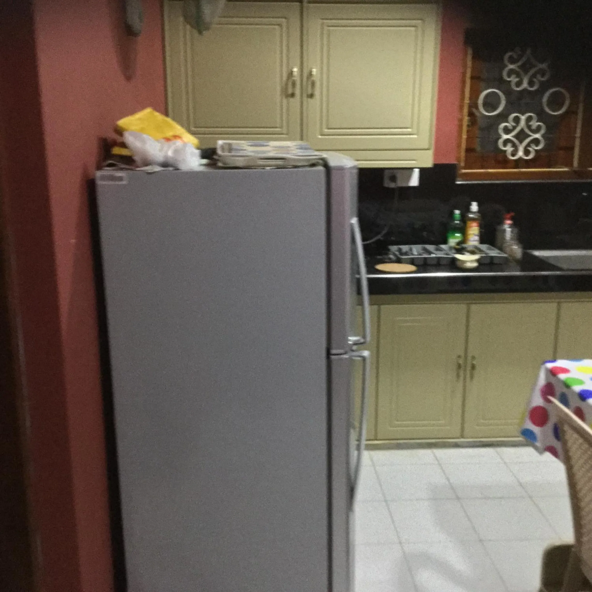 Kitchen or kitchenette in Galappathie Residence