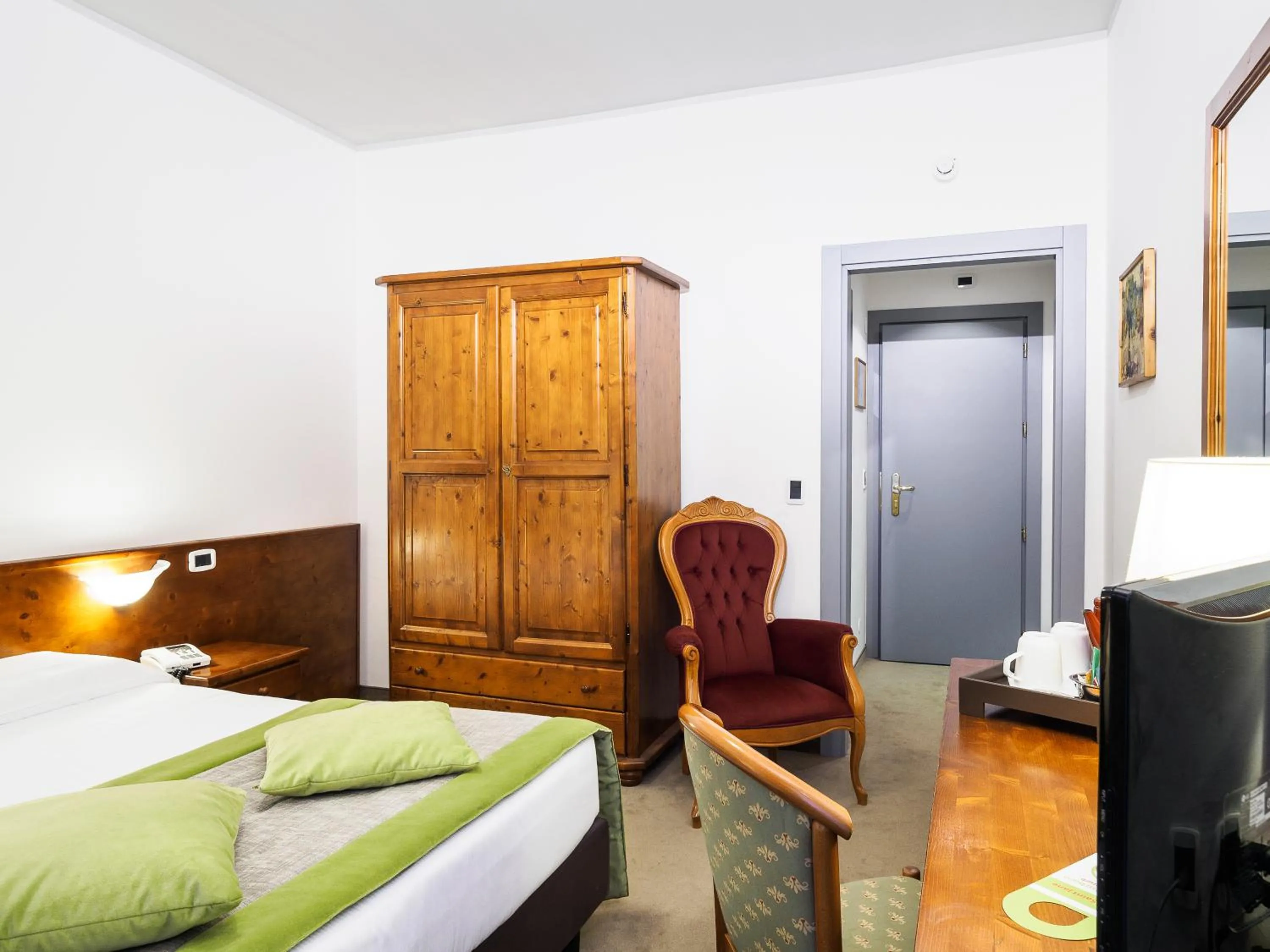 Bedroom, Bed in Cristallo Wellness Hotel