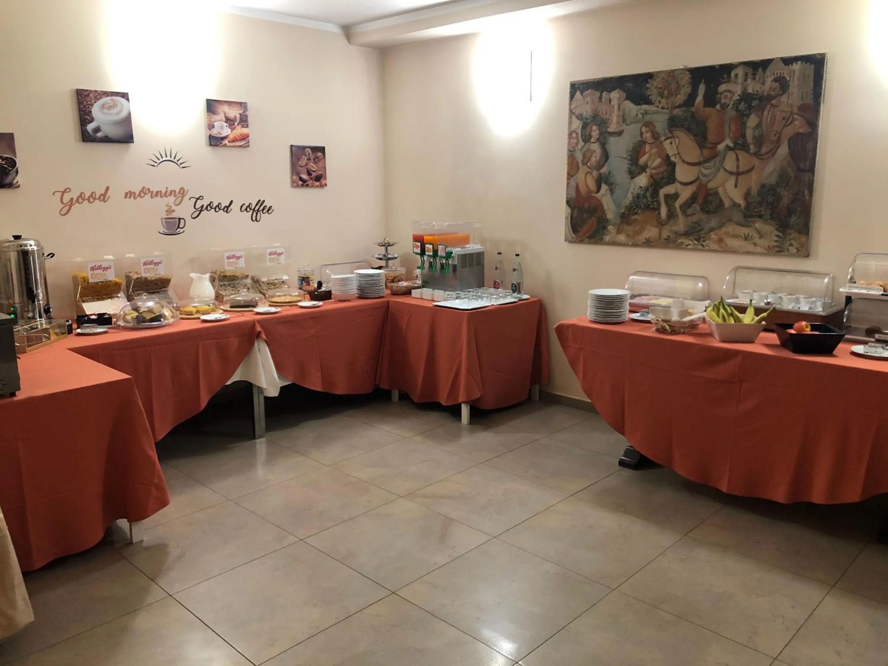 Restaurant/places to eat in Hotel Daniel