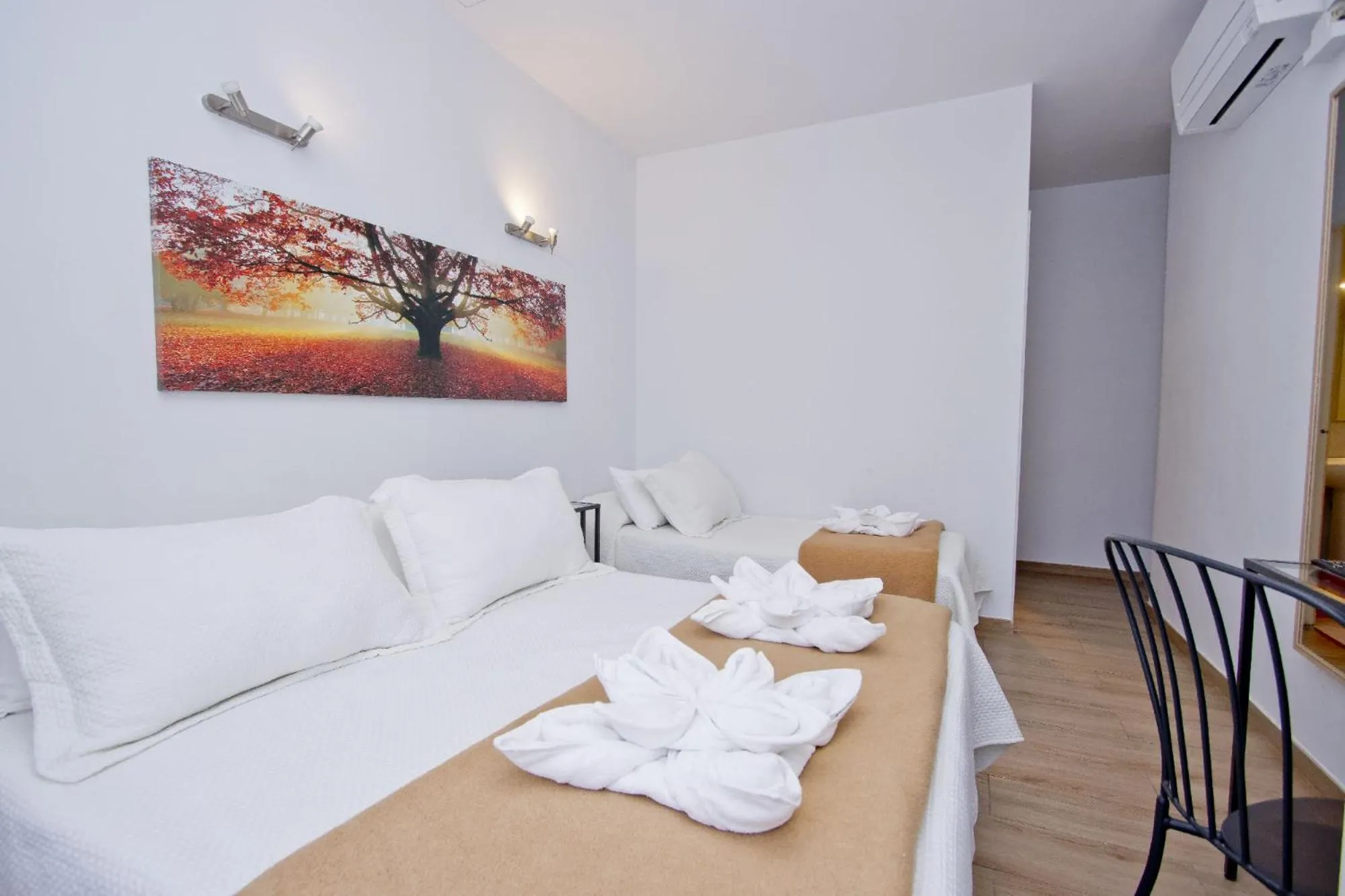 Bed in Barcelona City Hotel