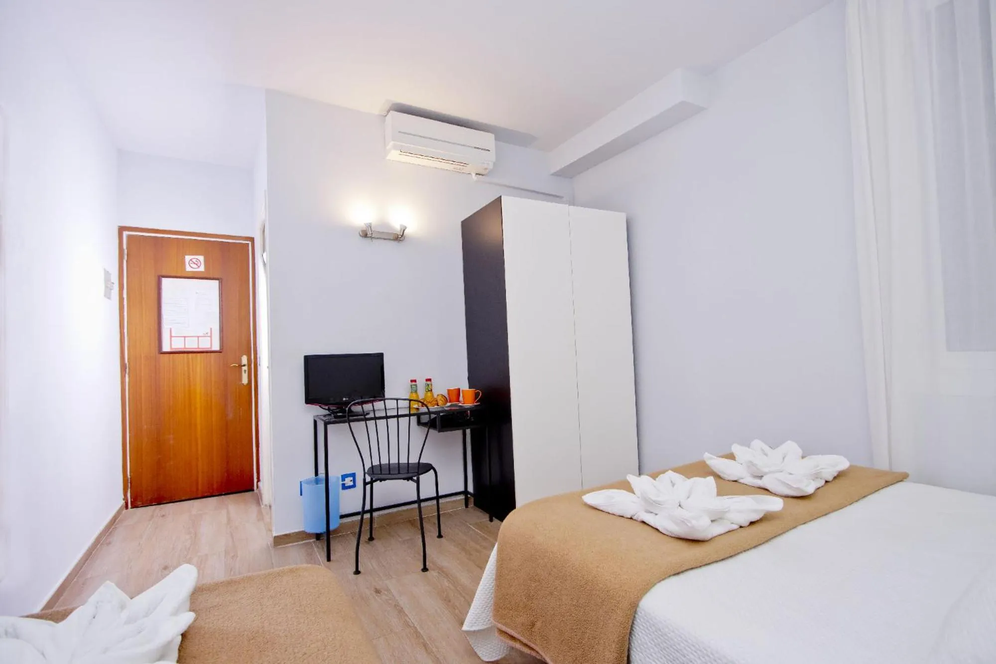 Bed in Barcelona City Hotel