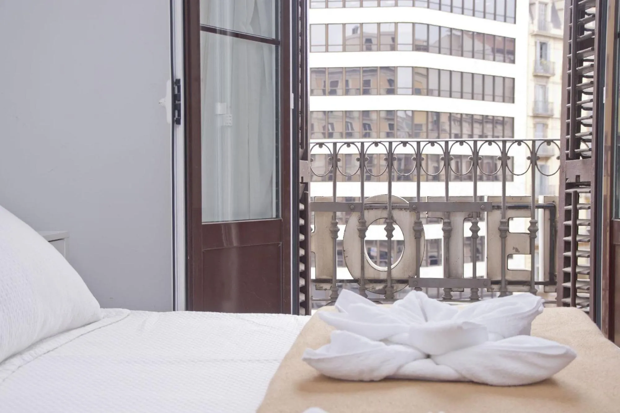 Bed in Barcelona City Hotel