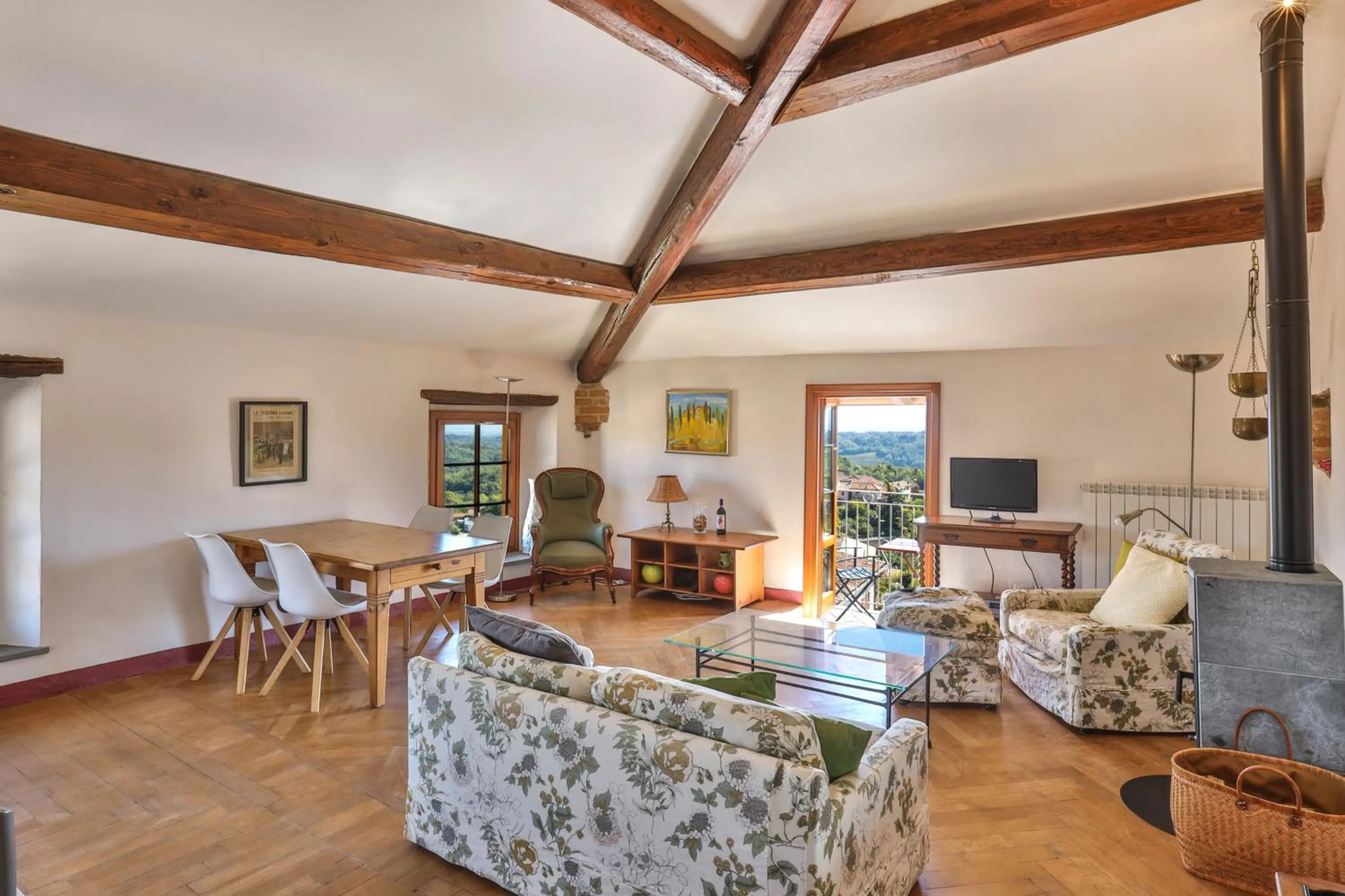 Living room in Villa Pesce, Mombaruzzo