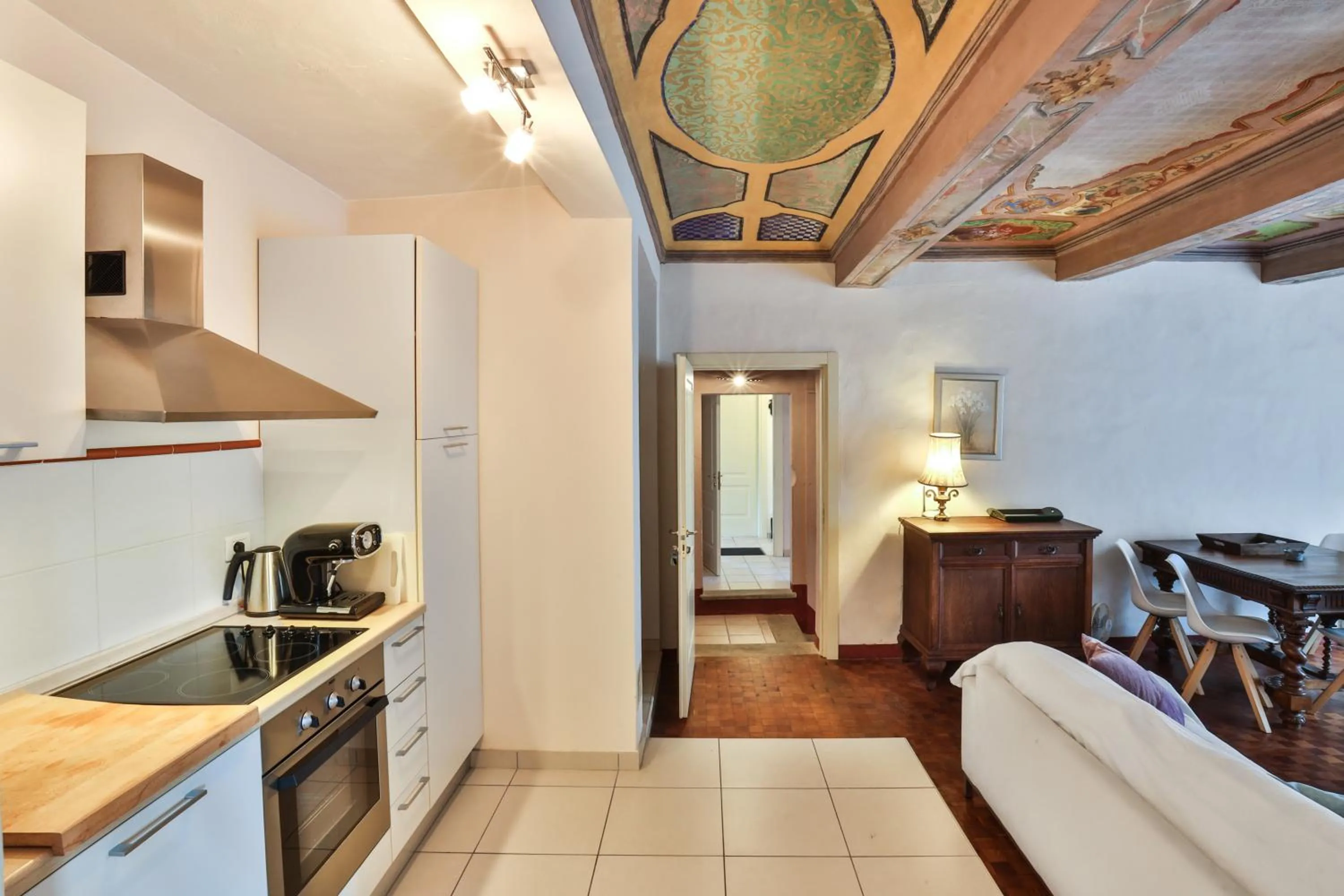 Kitchen or kitchenette in Villa Pesce, Mombaruzzo