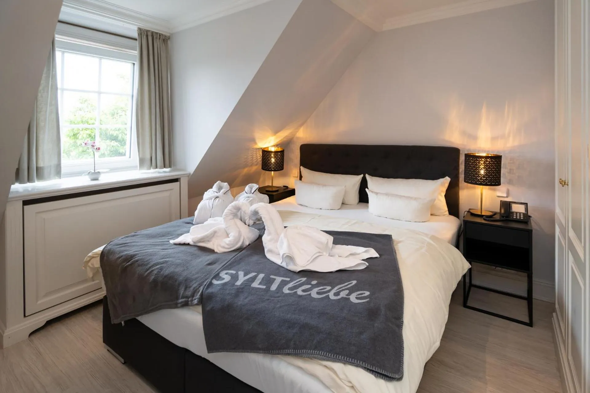 Bedroom, Bed in Hotel Parkresidenz Christian VIII