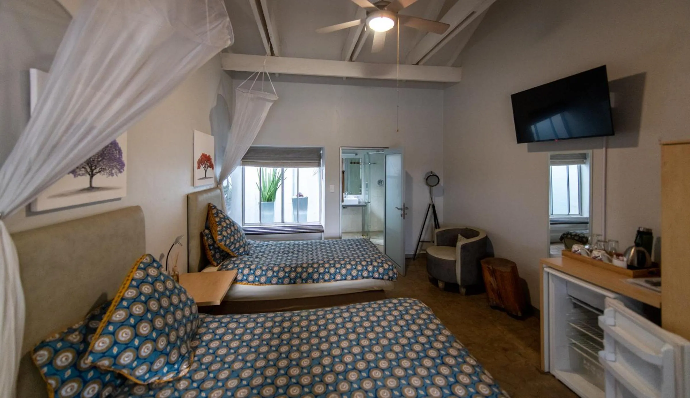 Bed in Vondelhof Guesthouse